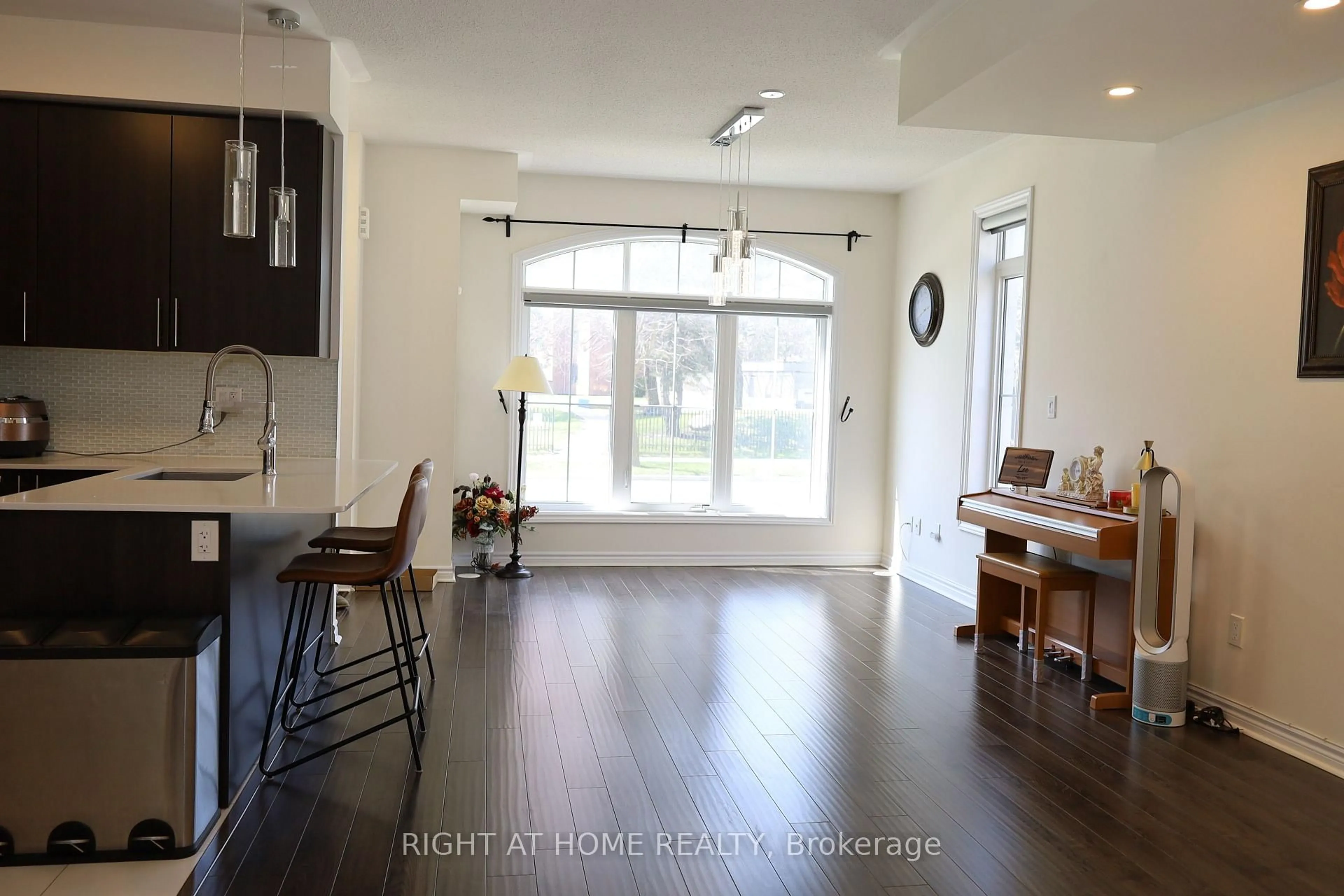Unknown for 1255 Bridletowne Circ #14, Toronto Ontario M1W 0A5