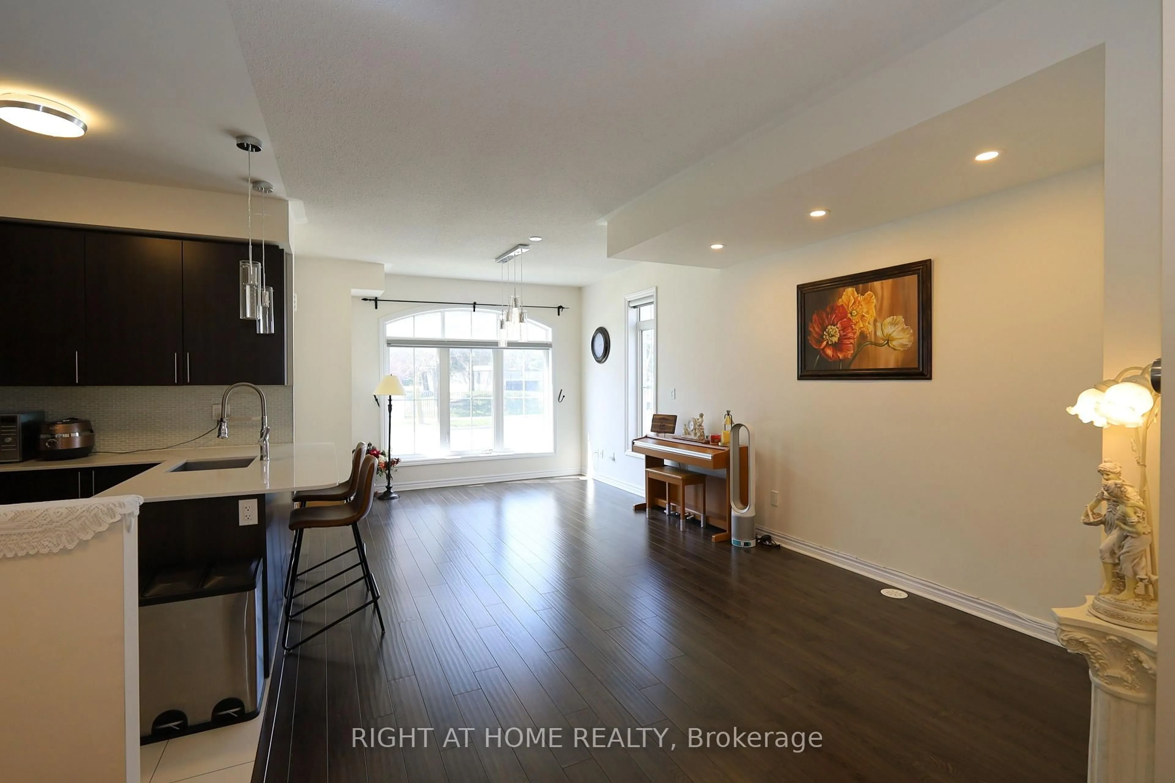 Unknown for 1255 Bridletowne Circ #14, Toronto Ontario M1W 0A5