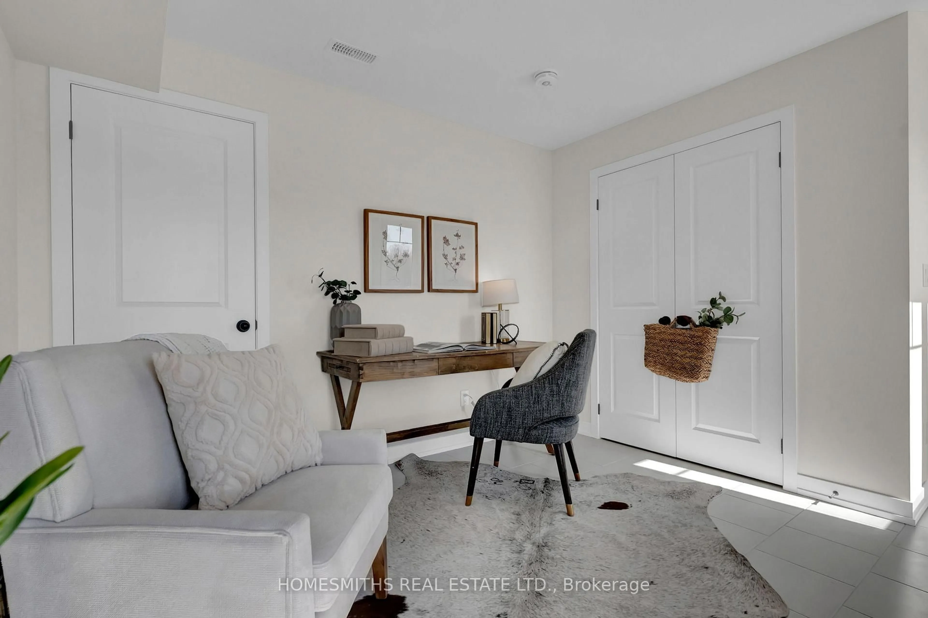 Living room with furniture, unknown for 39 Addyman Cres, Clarington Ontario L1B 0X1