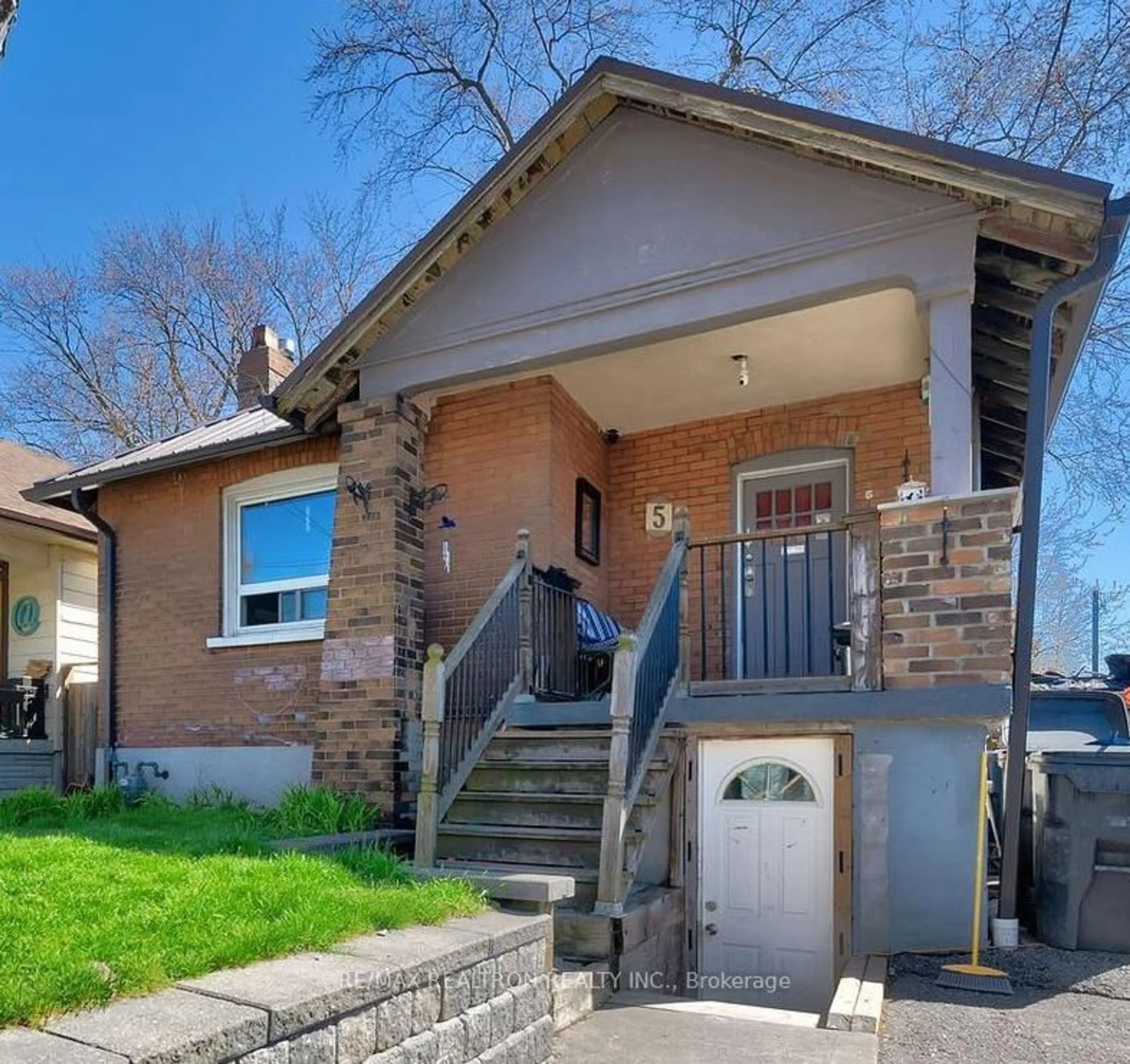 Home with brick exterior material, street for 5 Elward Blvd, Toronto Ontario M1L 3L1