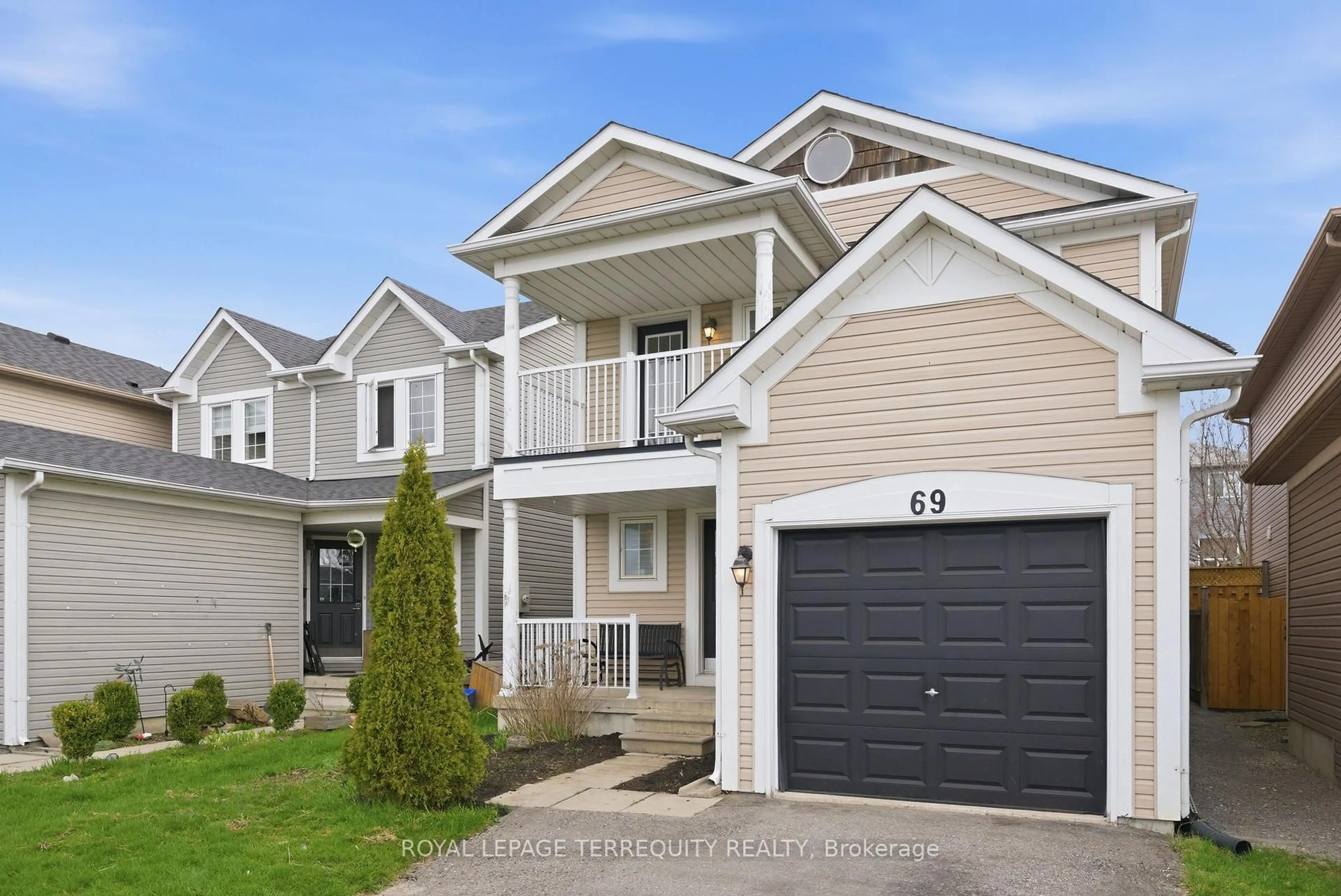 Home with vinyl exterior material, street for 69 Hammond St, Clarington Ontario L1C 5E6