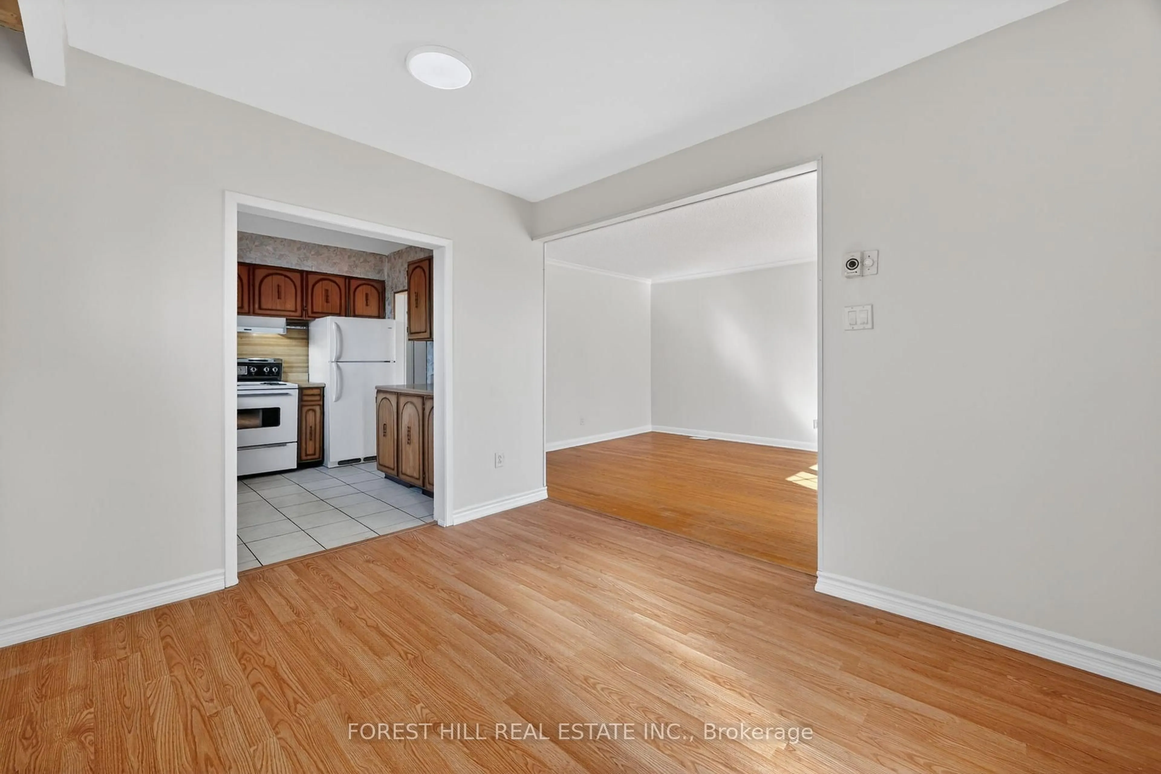 A pic of a room for 14 Stephenfrank Rd, Toronto Ontario M1P 3W3