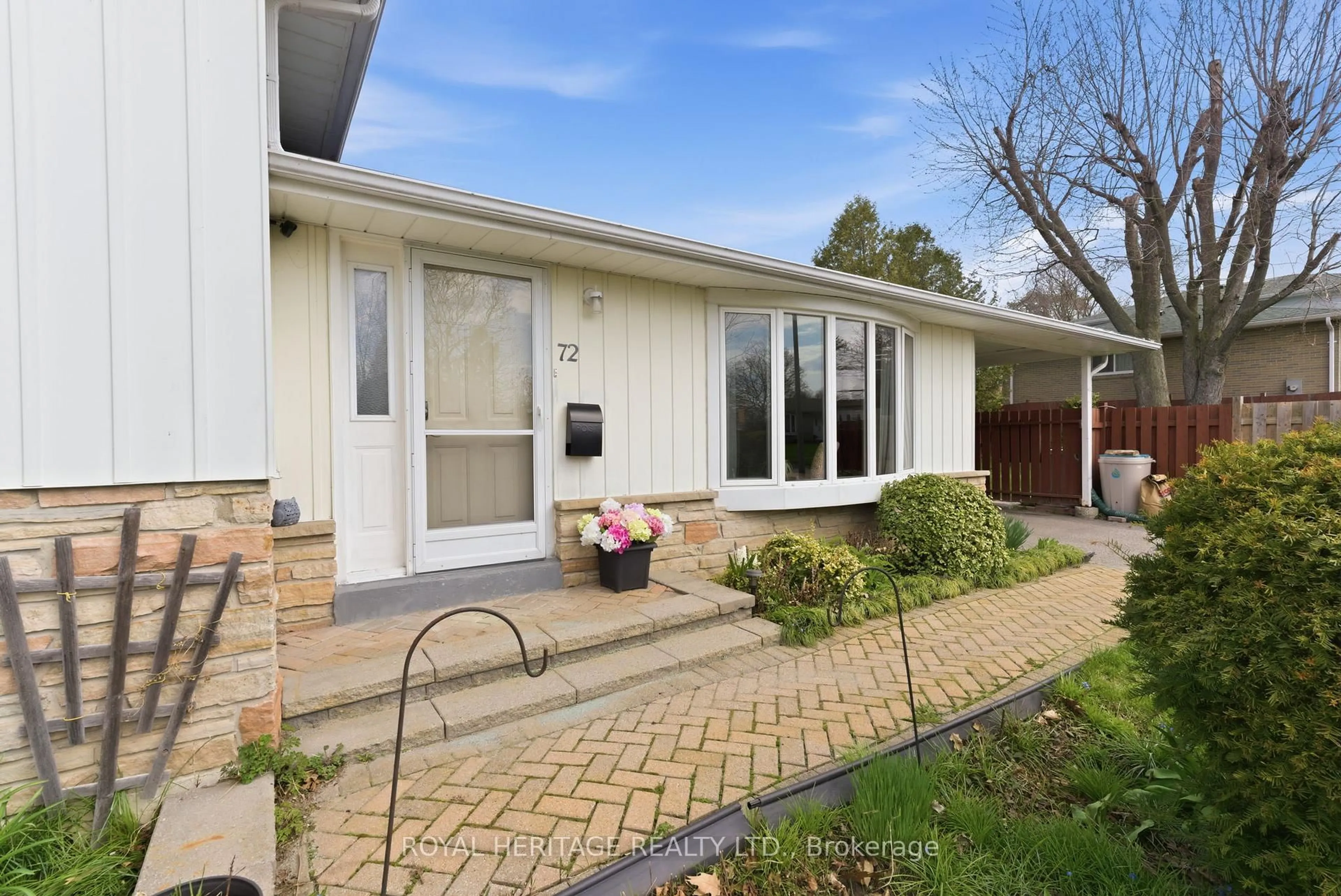 Home with vinyl exterior material, street for 72 Clover Ridge Dr, Ajax Ontario L1S 1G7