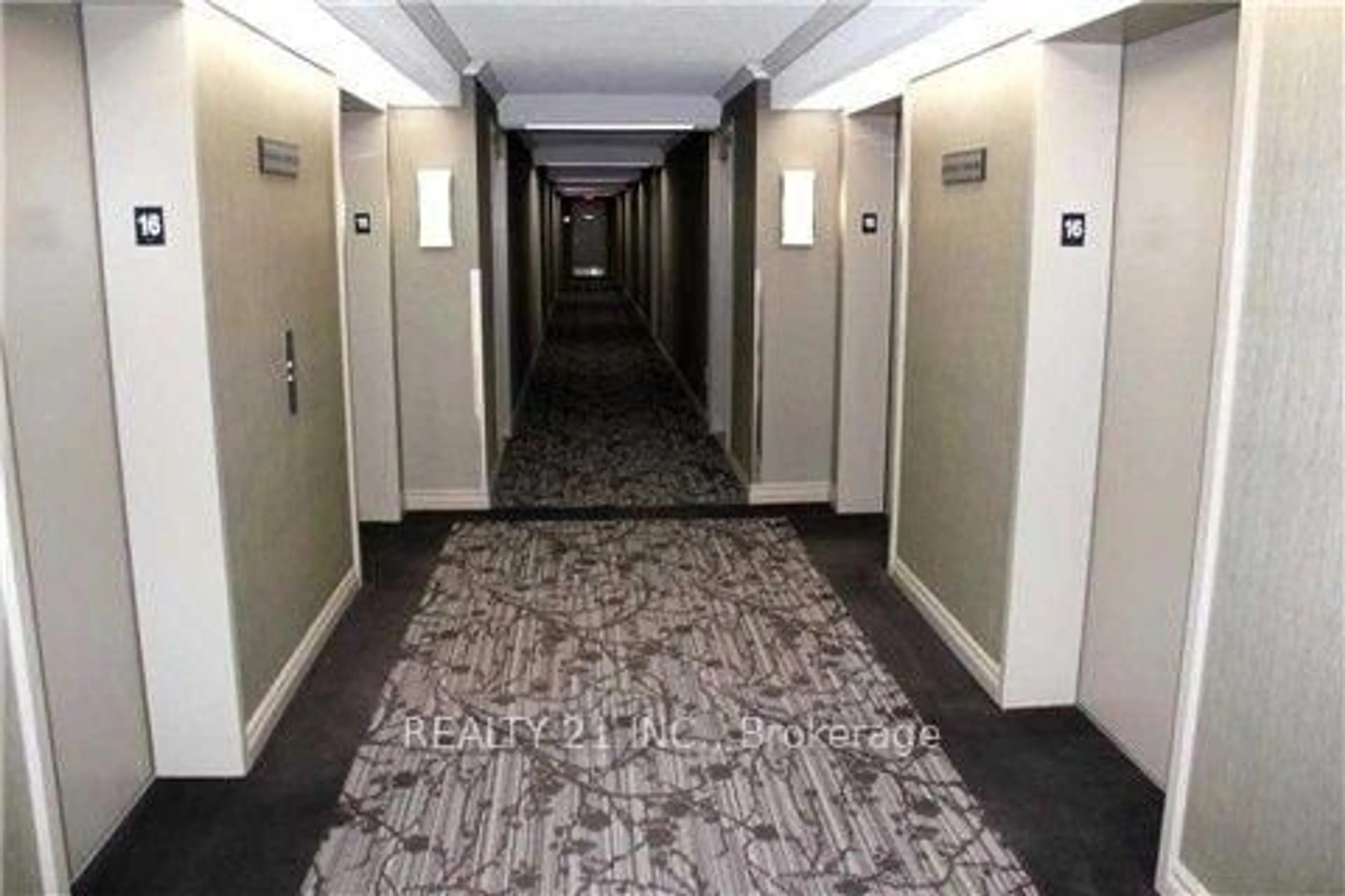 Indoor foyer for 3 Greystone Walk Dr #821, Toronto Ontario M1K 5J4