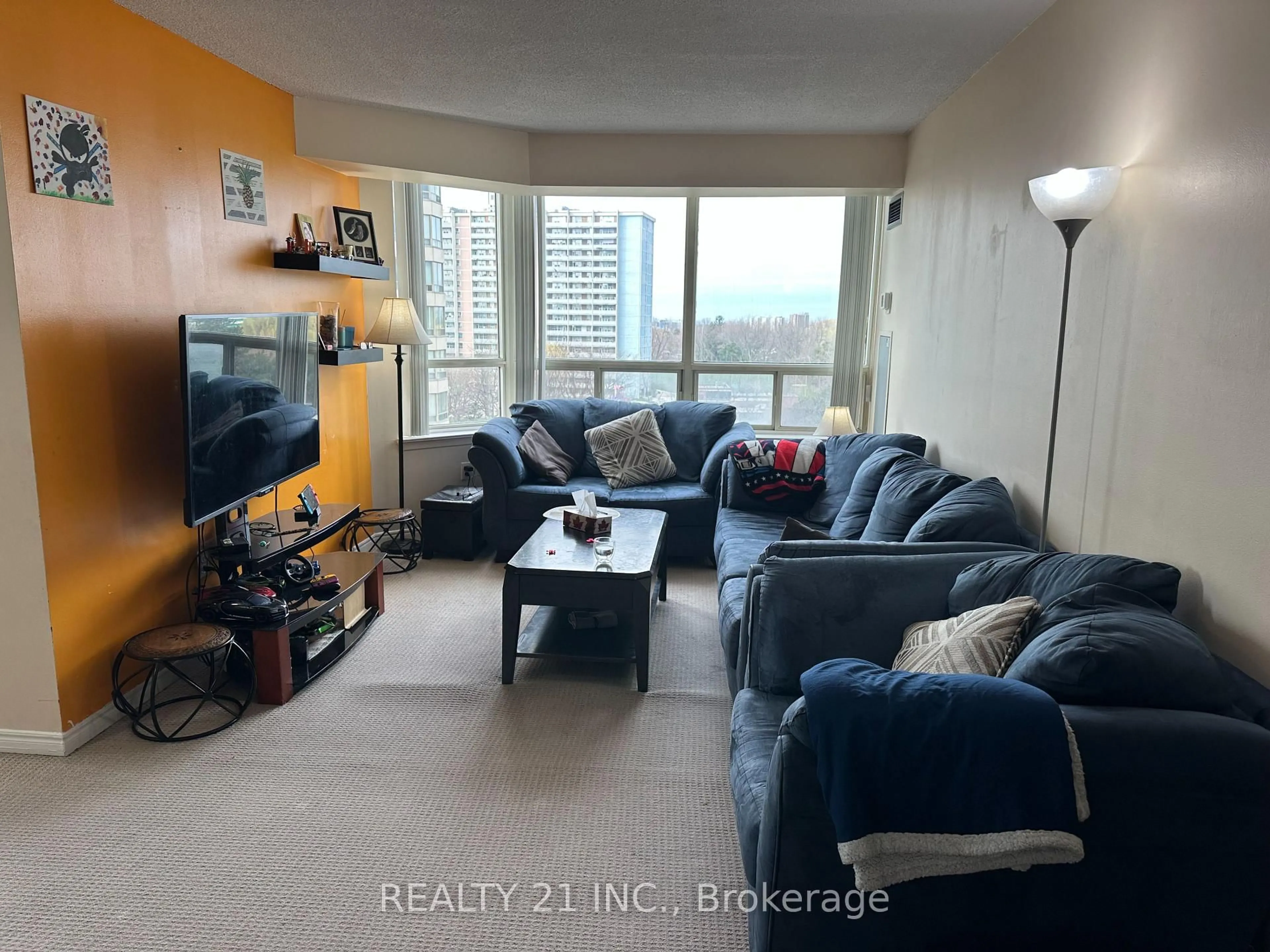 Living room with furniture, unknown for 3 Greystone Walk Dr #821, Toronto Ontario M1K 5J4