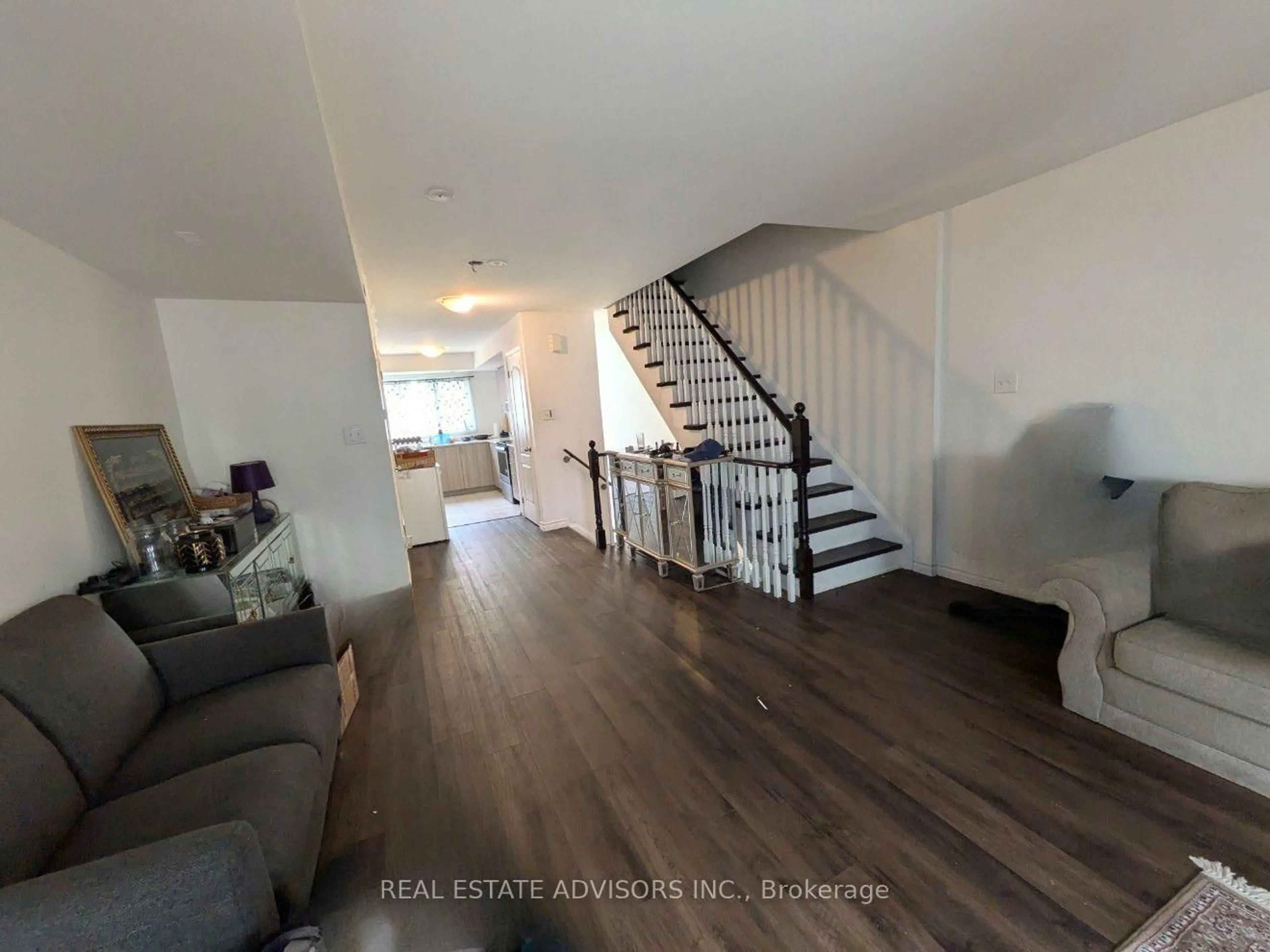 A pic of a room for 2696 Deputy Minister Path #169, Oshawa Ontario L1H 7K4