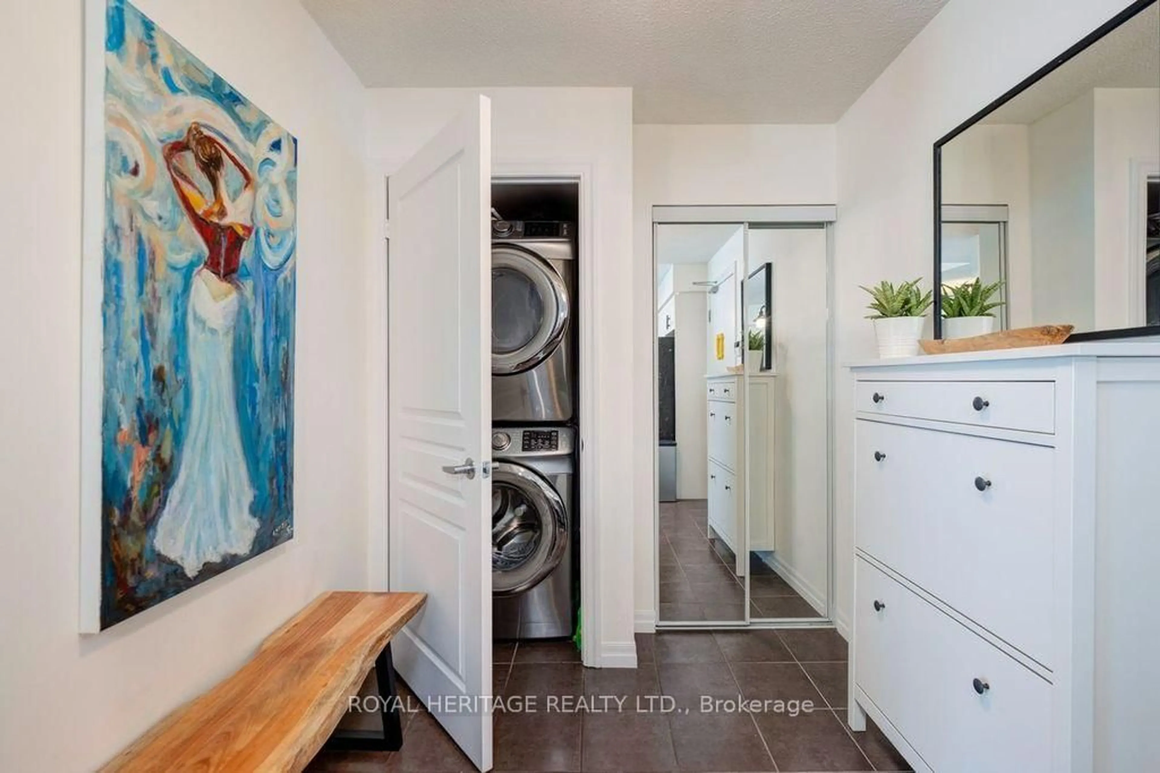 Laundry room for 1600 Charles St St #413, Whitby Ontario L1N 0G4