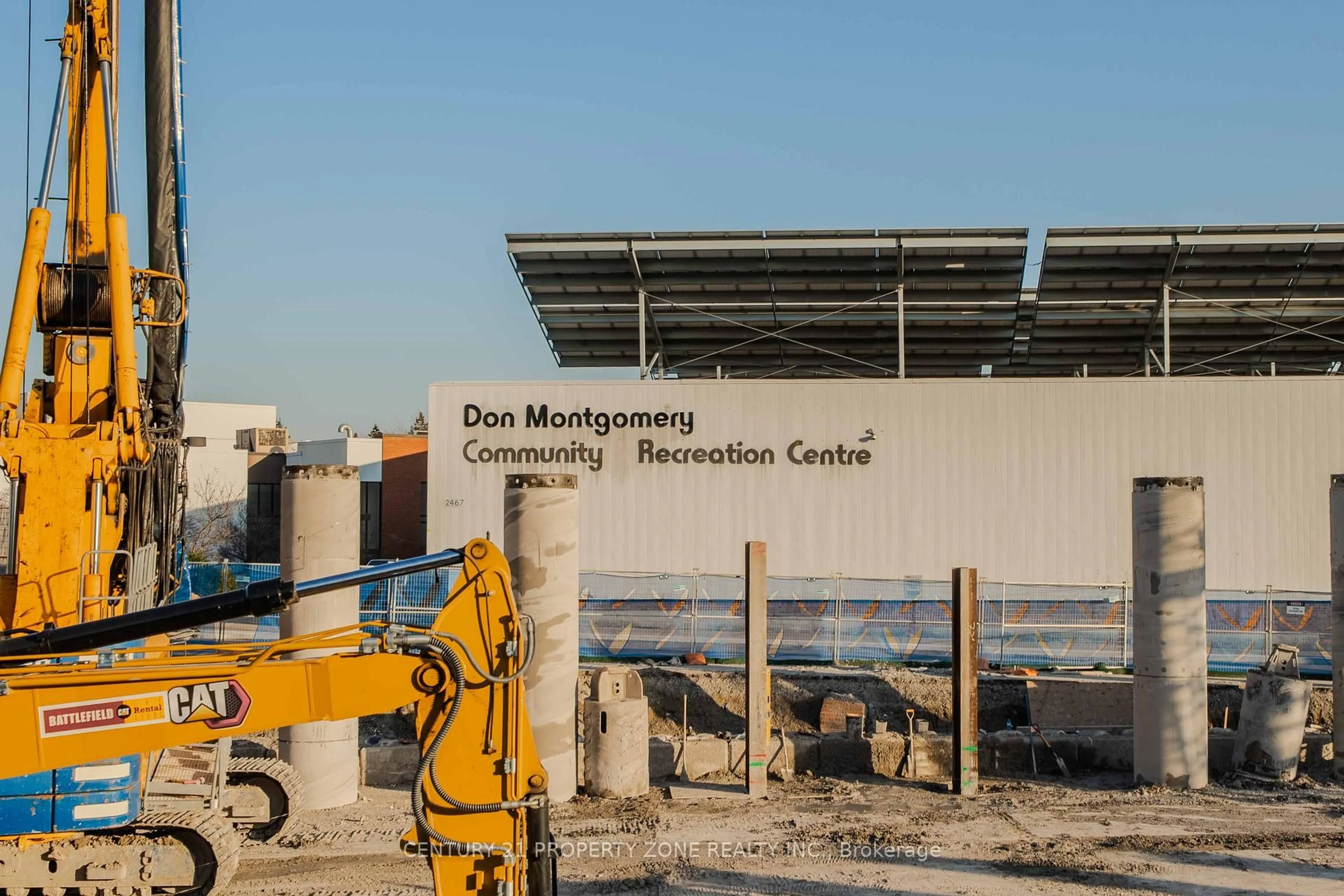 Unknown for 2466 Eglinton Ave #PH03, Toronto Ontario M1K 5J8