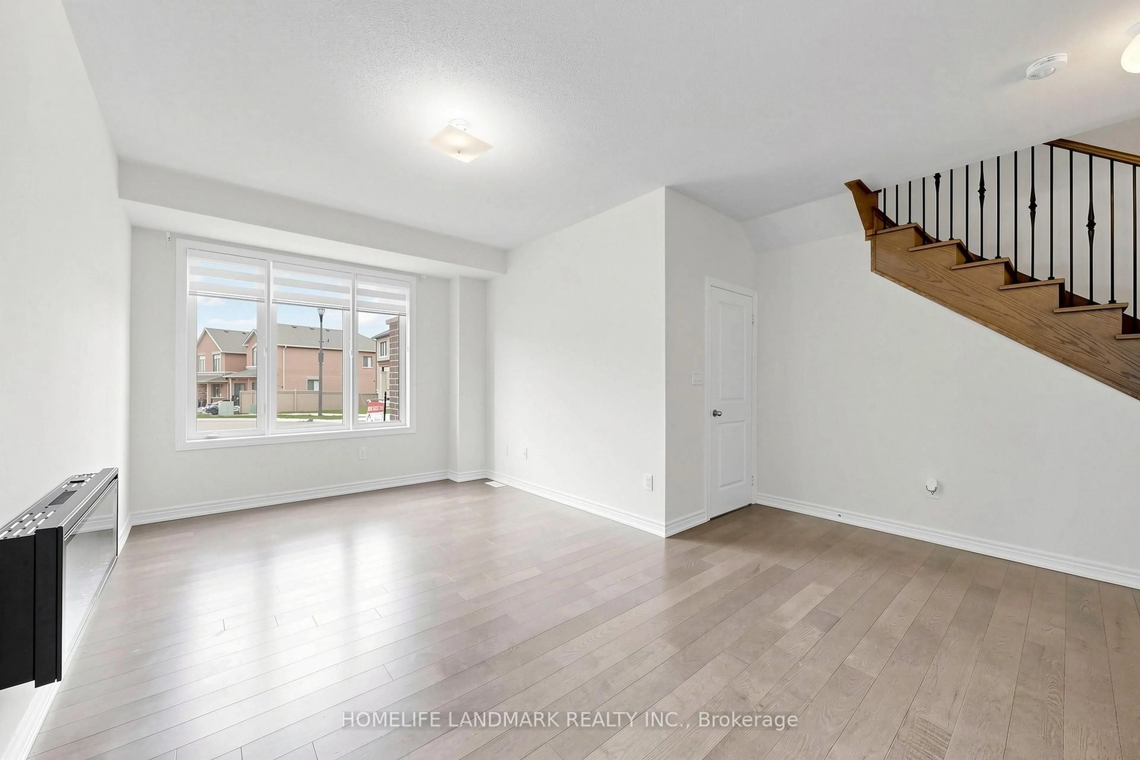 A pic of a room for 2686 Delphinium Tr, Pickering Ontario L1X 0M1