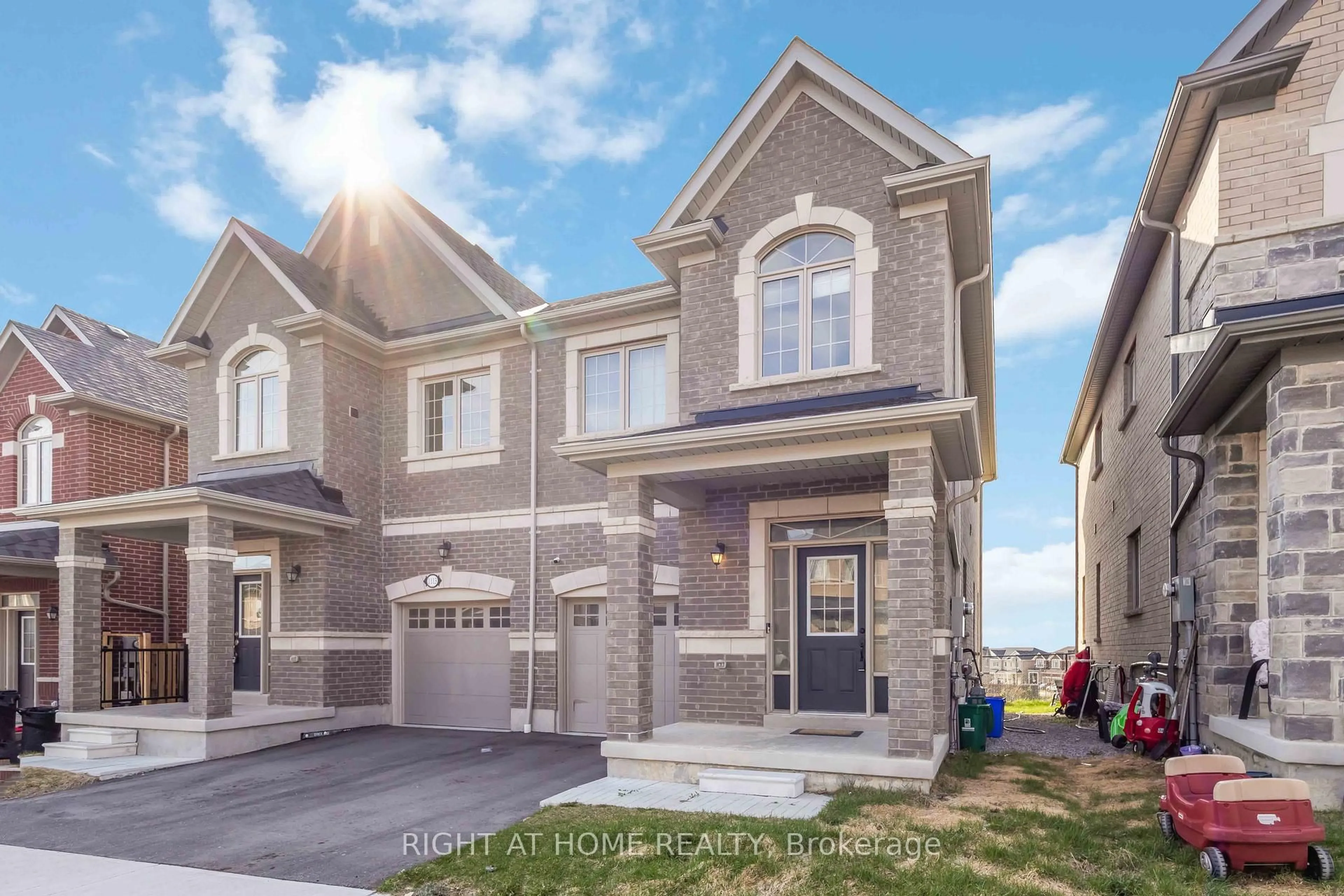 Home with brick exterior material, street for 1111 Skyridge Blvd, Pickering Ontario L1X 0M8