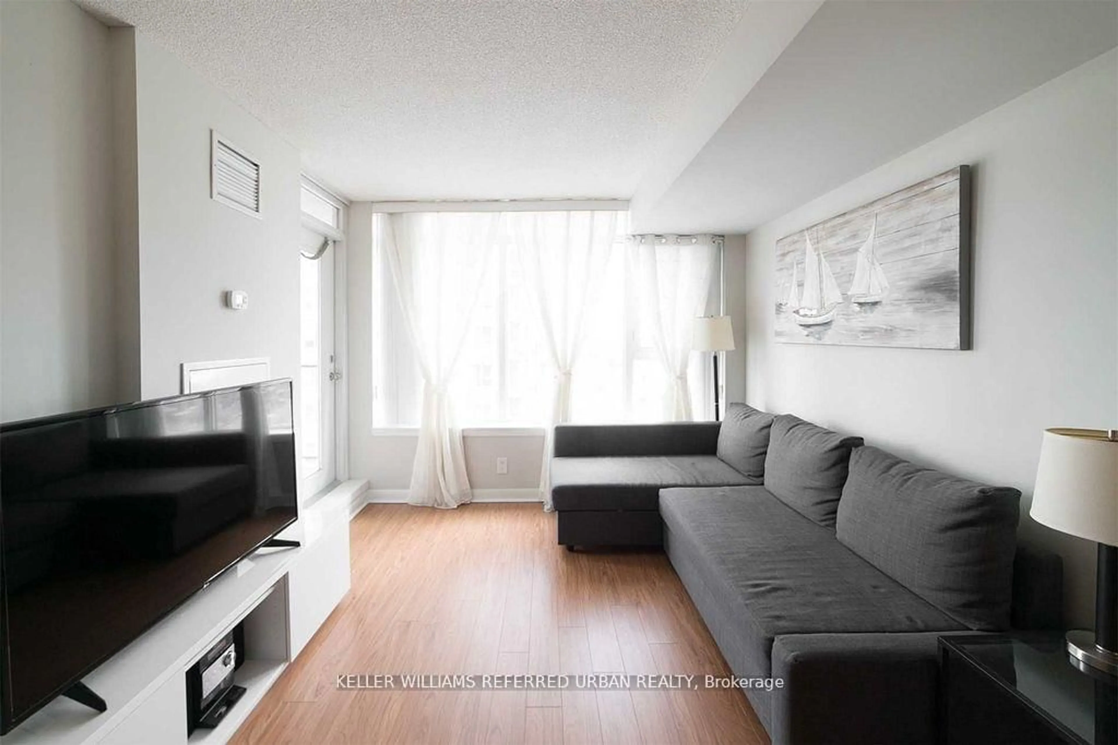 Living room with furniture, unknown for 25 Town Centre Crt #2106, Toronto Ontario M1P 0B4