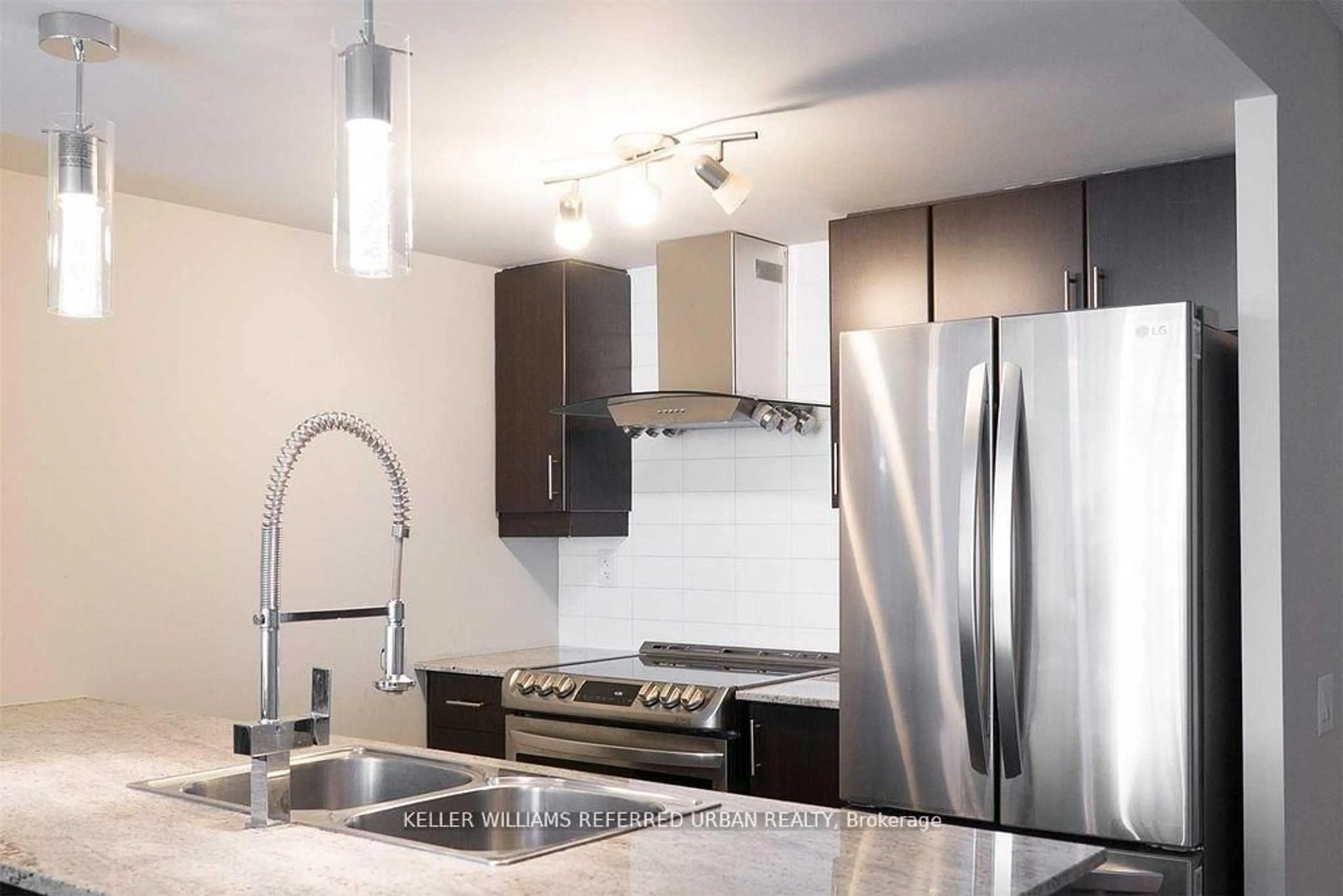 Standard kitchen, unknown for 25 Town Centre Crt #2106, Toronto Ontario M1P 0B4