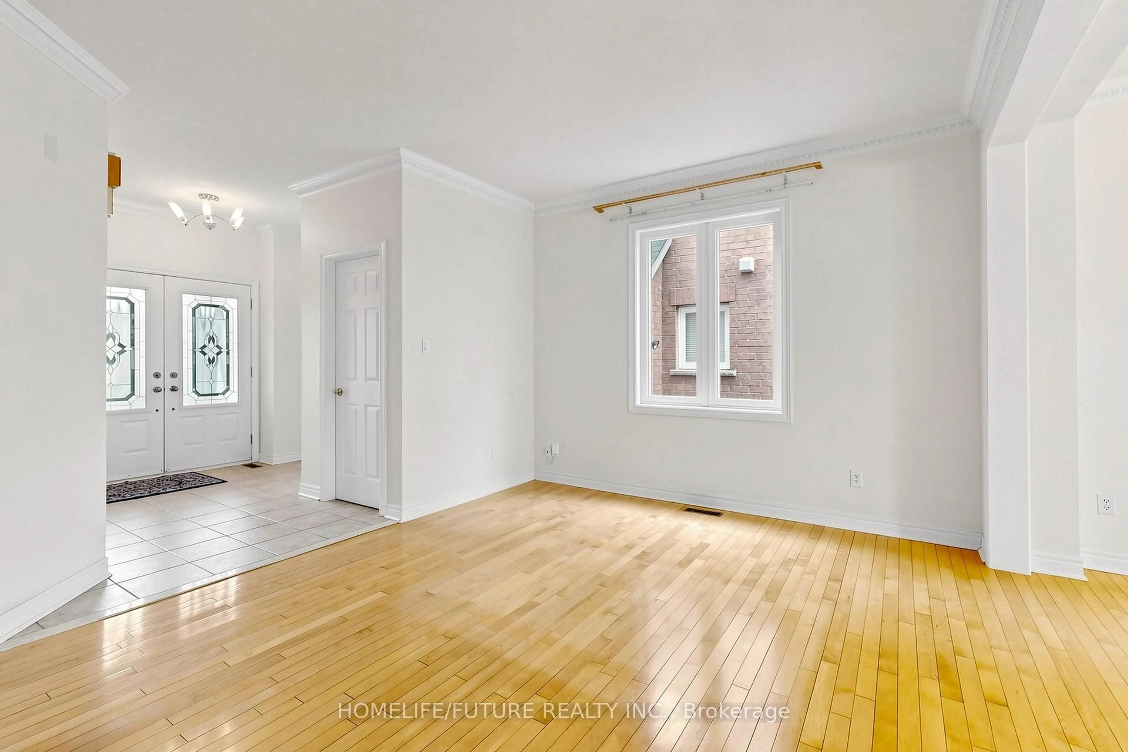 A pic of a room for 55 Ridgecrest Dr, Toronto Ontario M1W 4A3