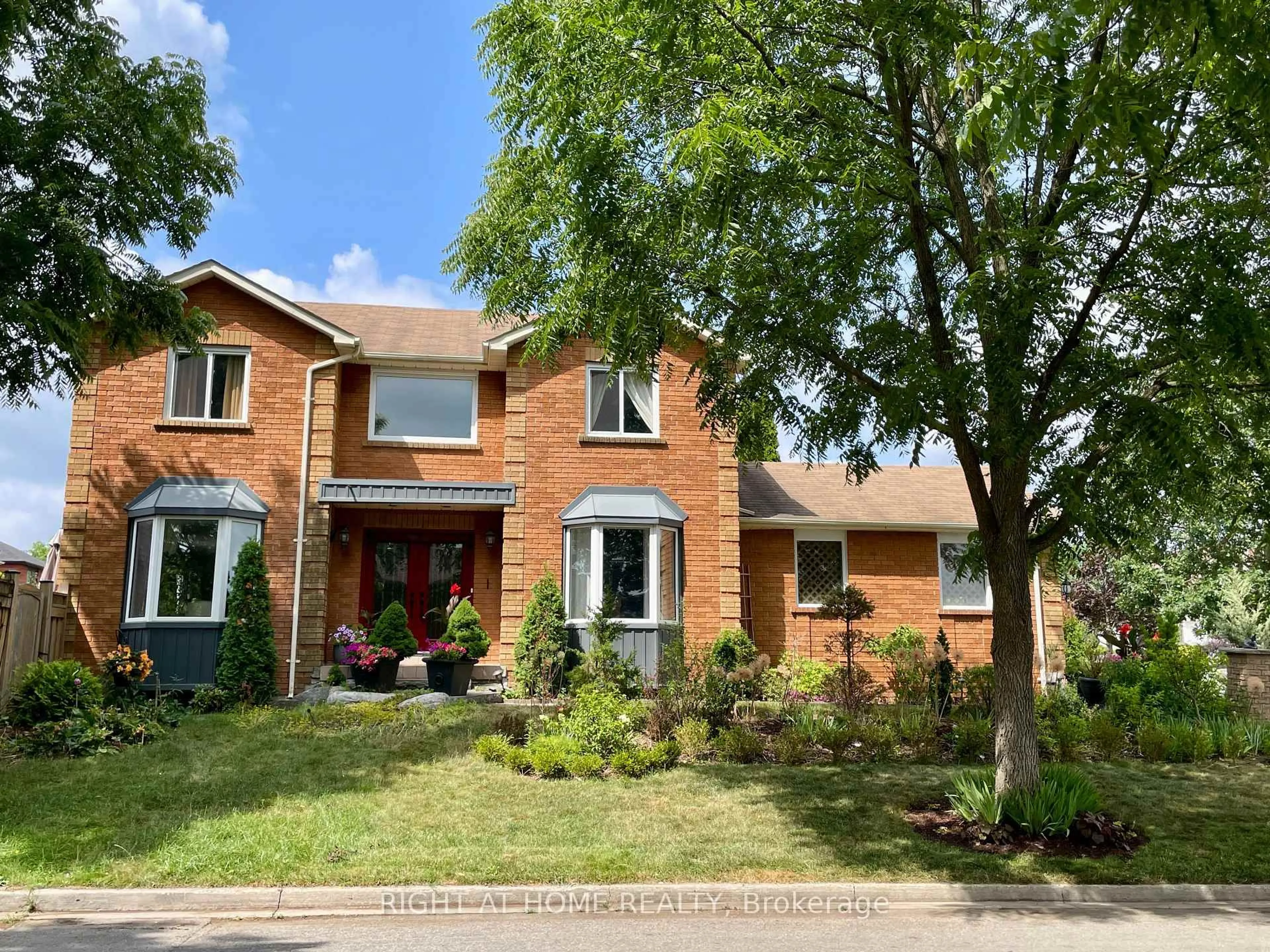 Home with brick exterior material, street for 1689 Major Oaks Rd, Pickering Ontario L1X 1X1