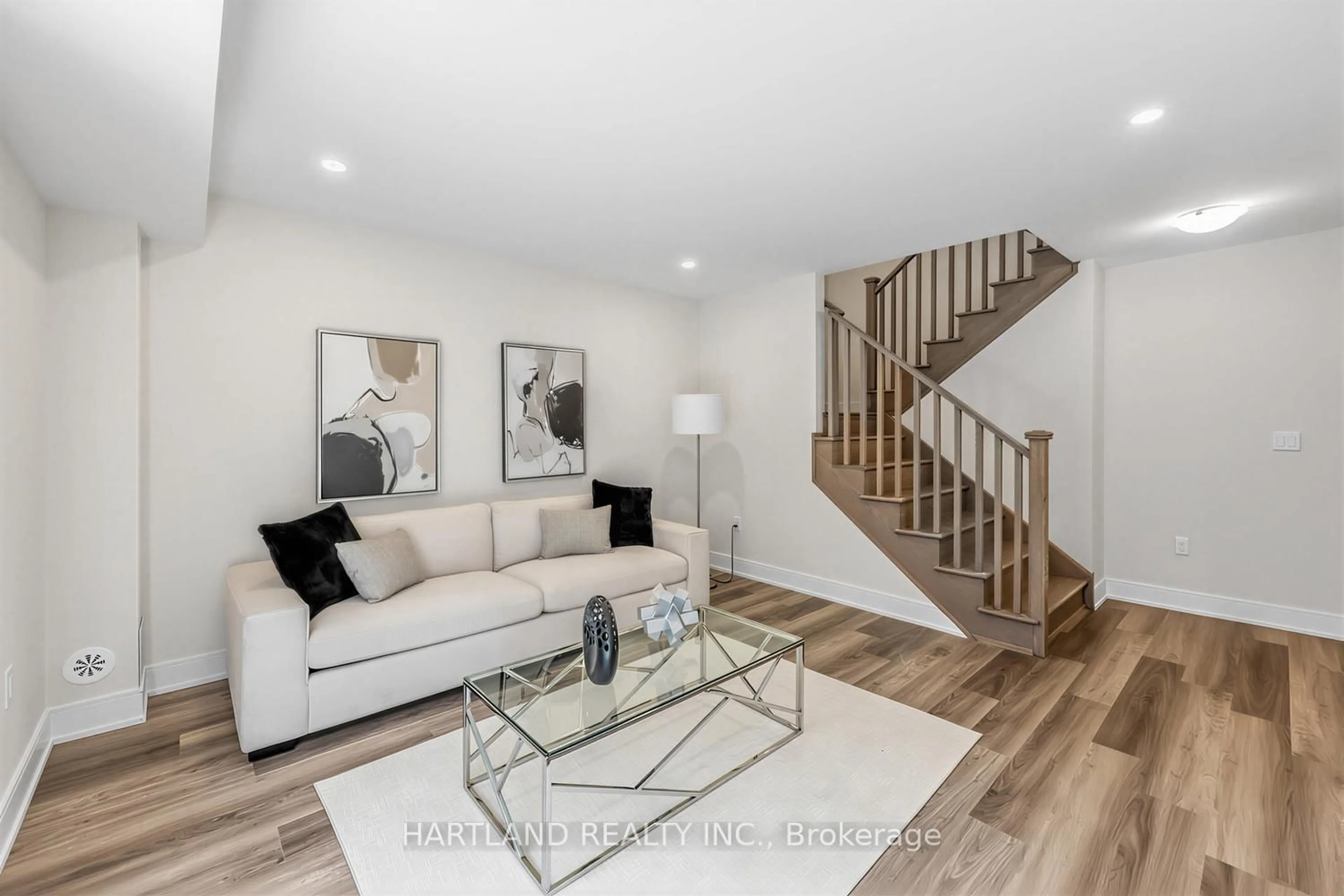 Living room with furniture, unknown for 1695 Dersan St #505, Pickering Ontario L1X 0S9