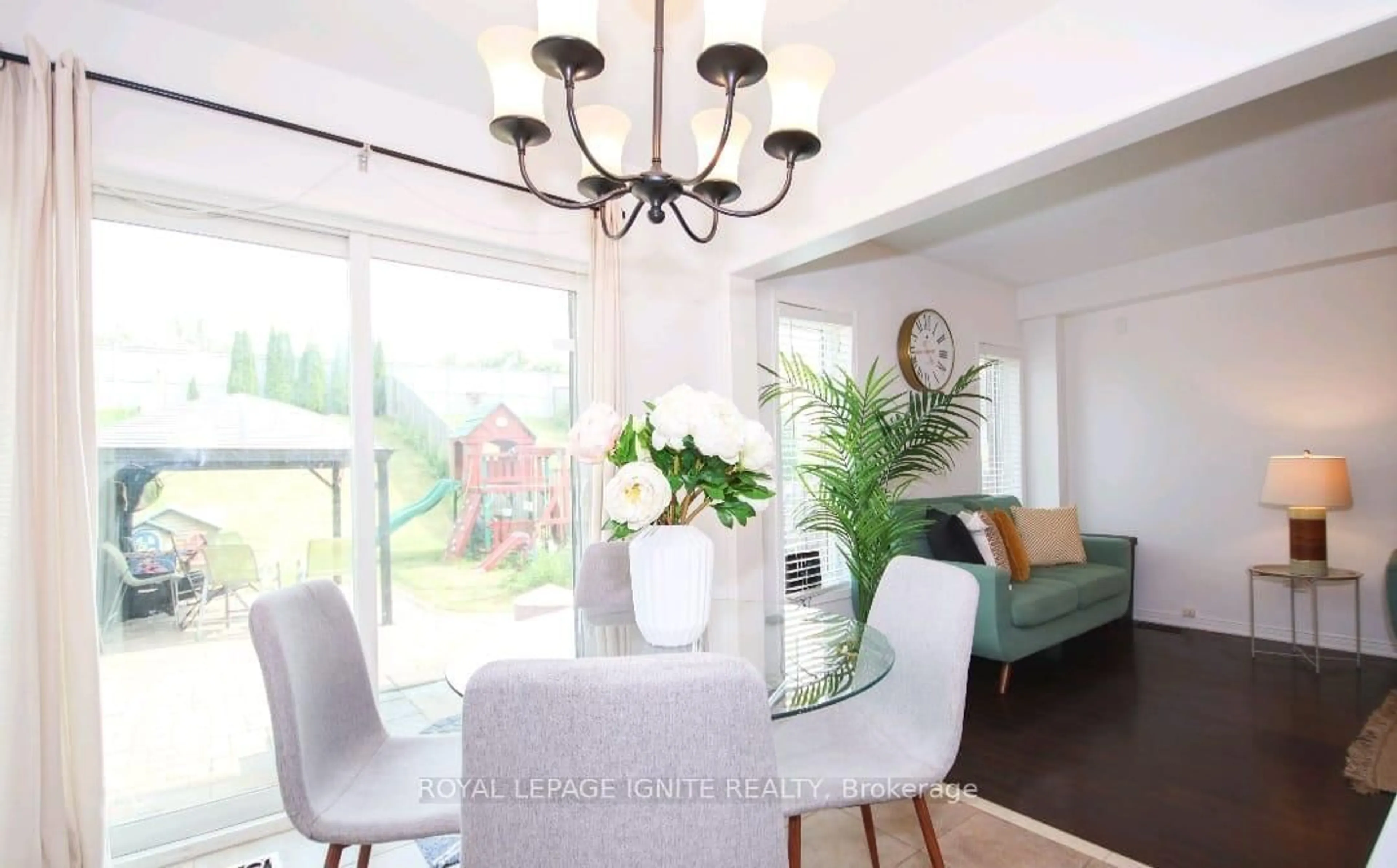 Dining room, unknown for 66 Westray Cres, Ajax Ontario L1Z 0B3