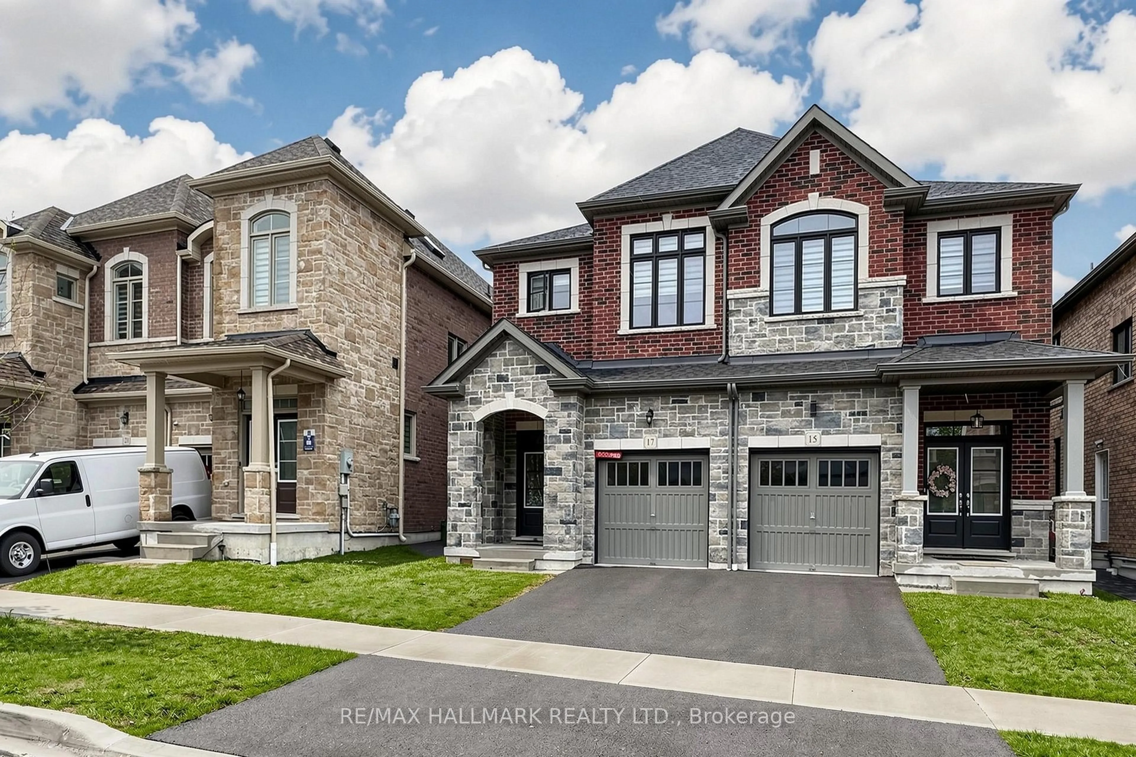 Home with brick exterior material, street for 17 Closson Dr, Whitby Ontario L1N 9Y6