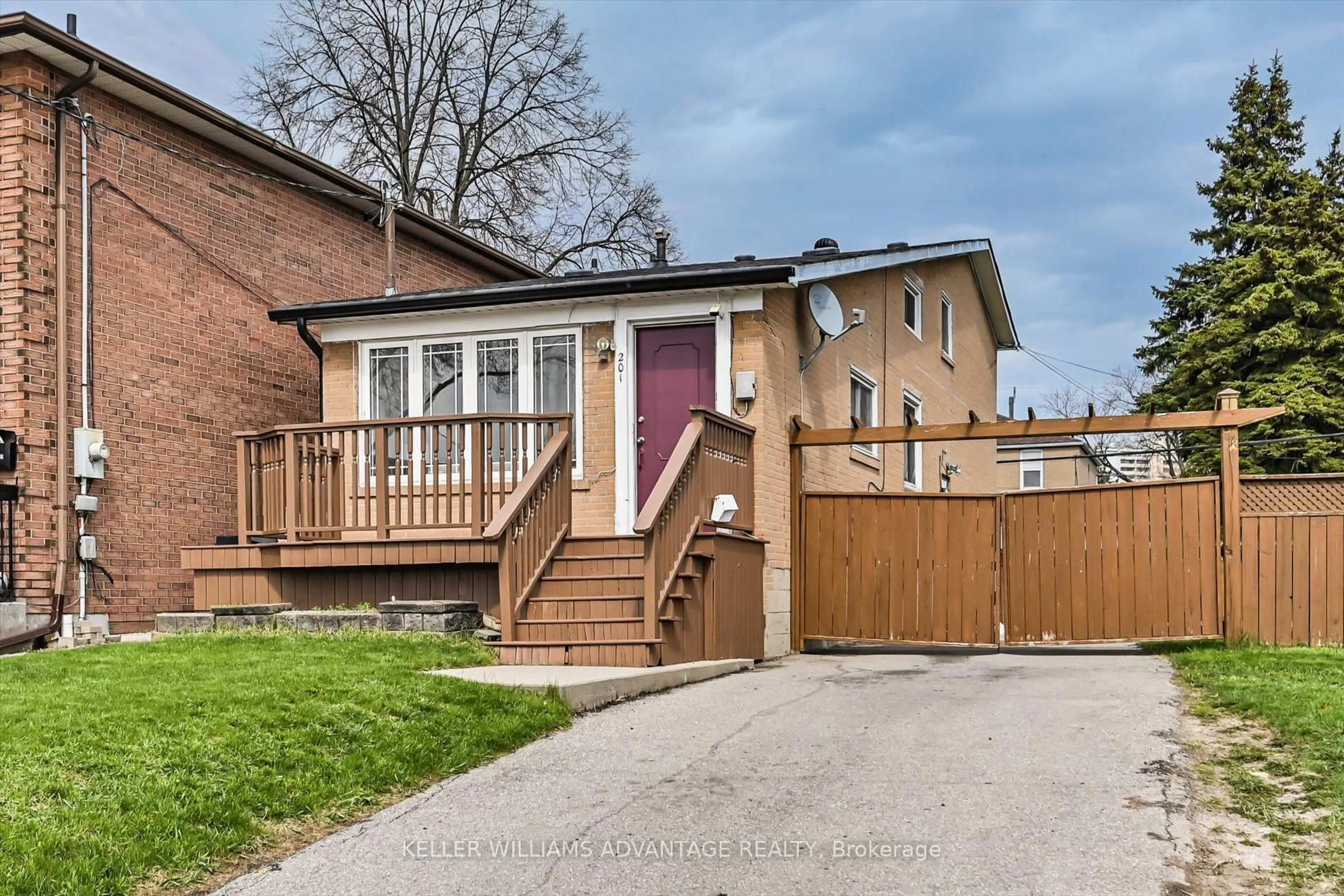 Home with brick exterior material, street for 201 Linden Ave, Toronto Ontario M1K 3J1