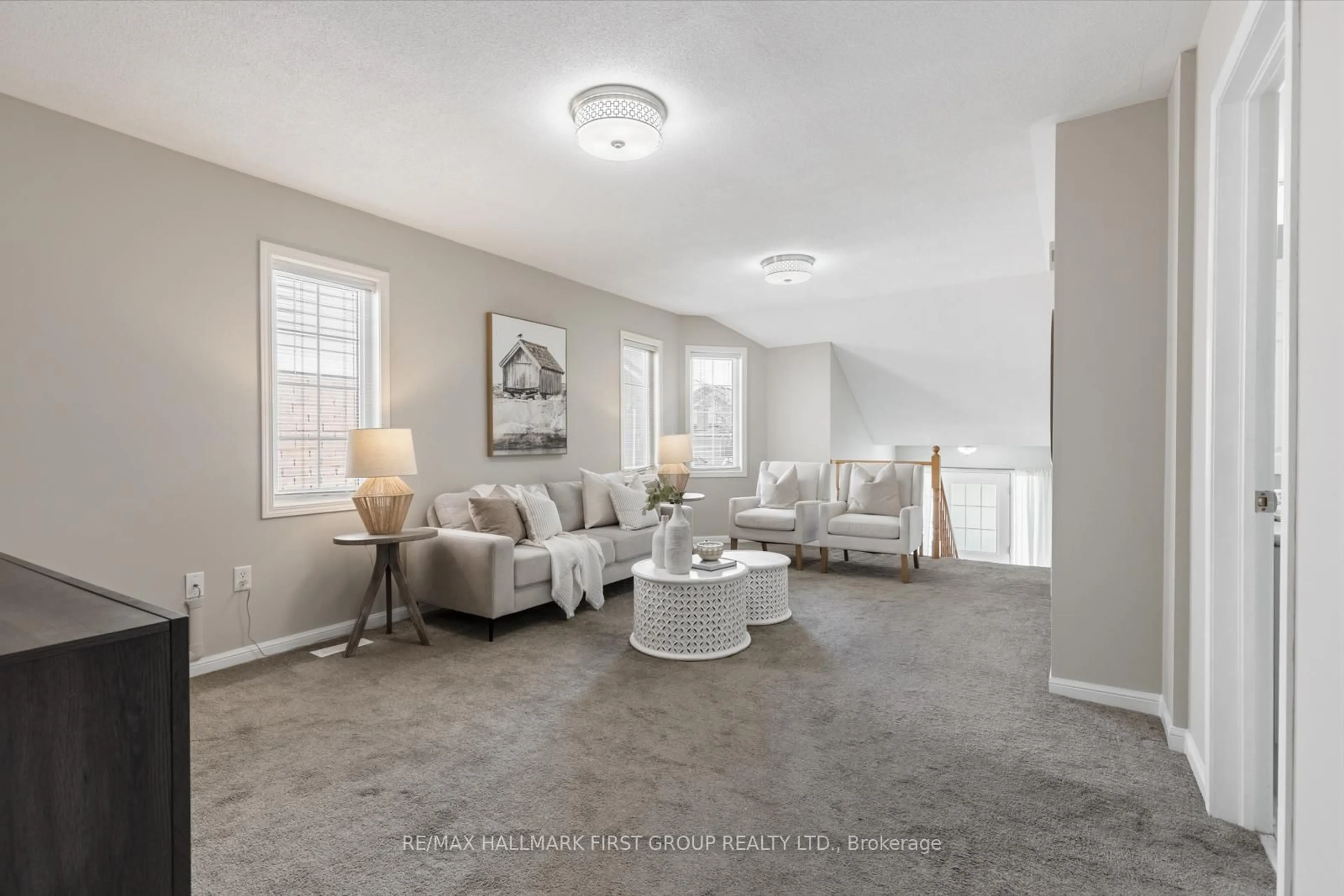 Living room with furniture, unknown for 124 Brooking St, Clarington Ontario L1C 5L4