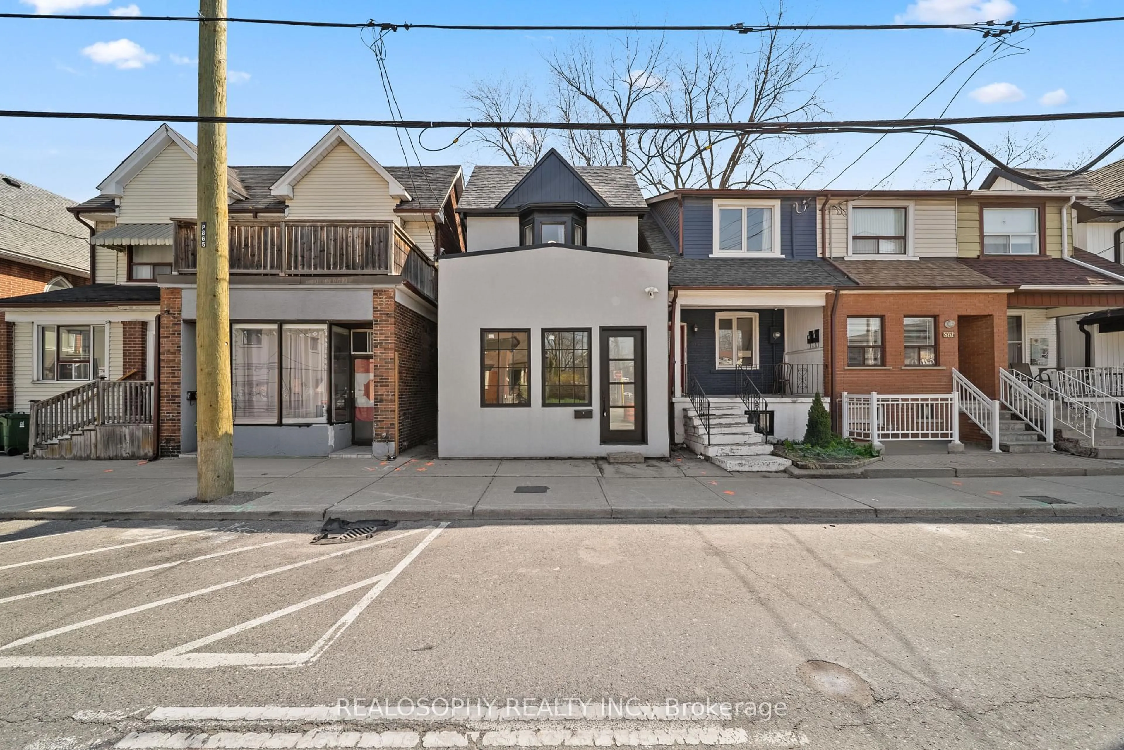 Unknown for 865 Pape Ave, Toronto Ontario M4K 3T7