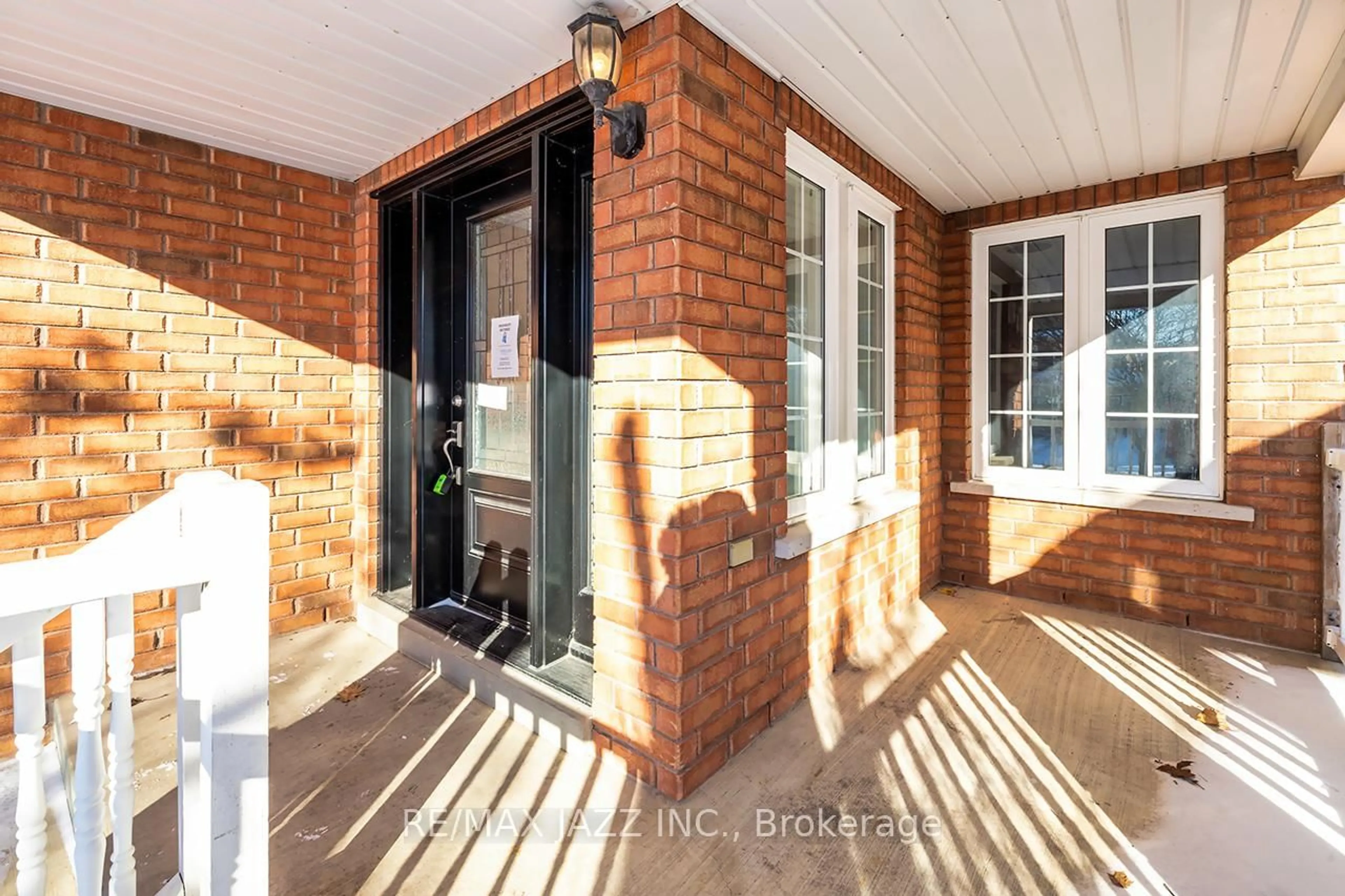 Home with brick exterior material, street for 1238 Oakhill Ave, Oshawa Ontario L1K 2R4