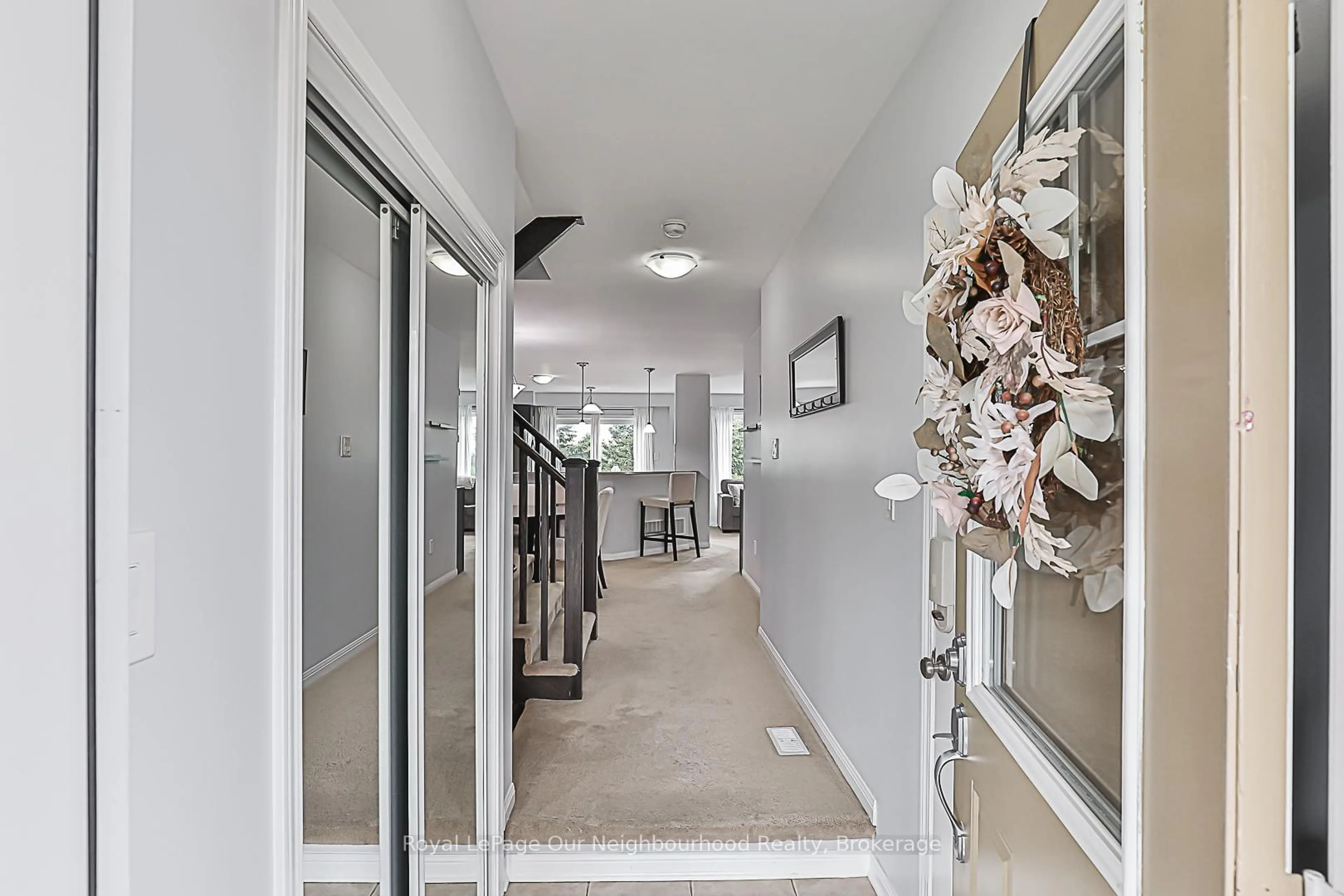 Indoor foyer for 1882 Liatris Dr, Pickering Ontario L1X 0A4