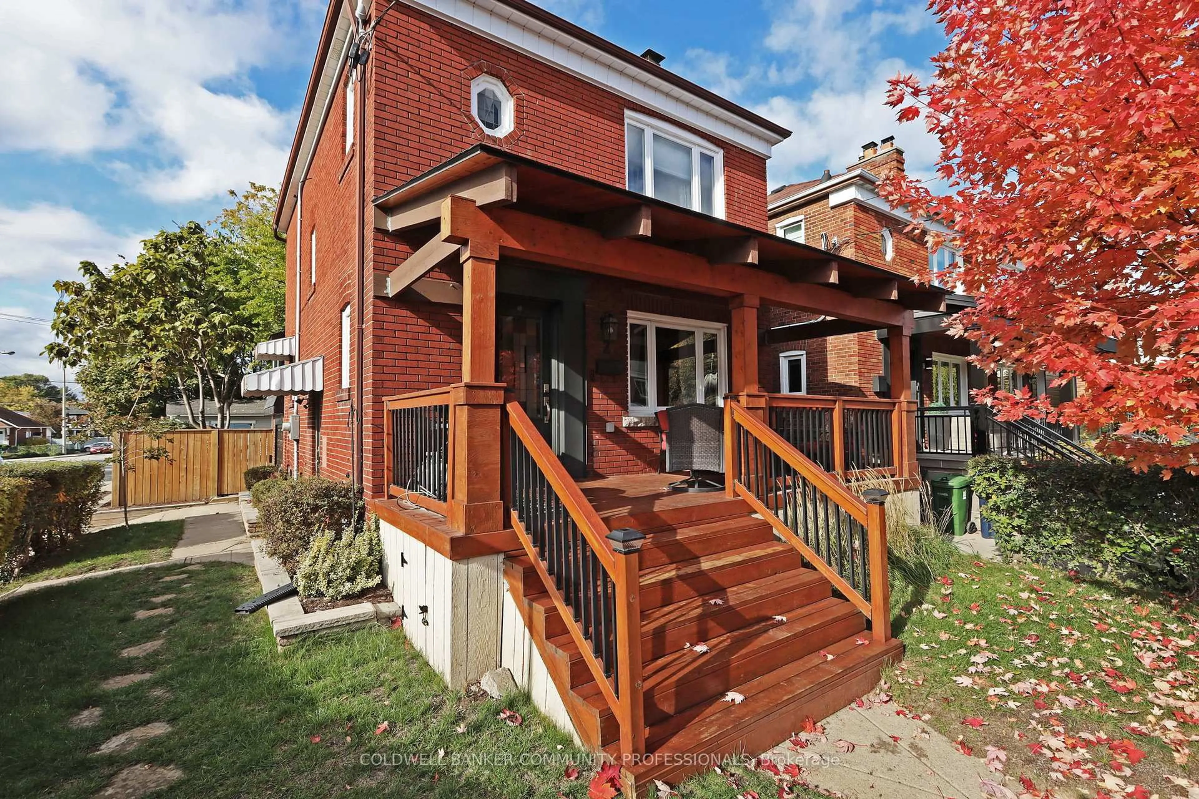 Patio, street for 2 Lankin Blvd, Toronto Ontario M4J 4W8