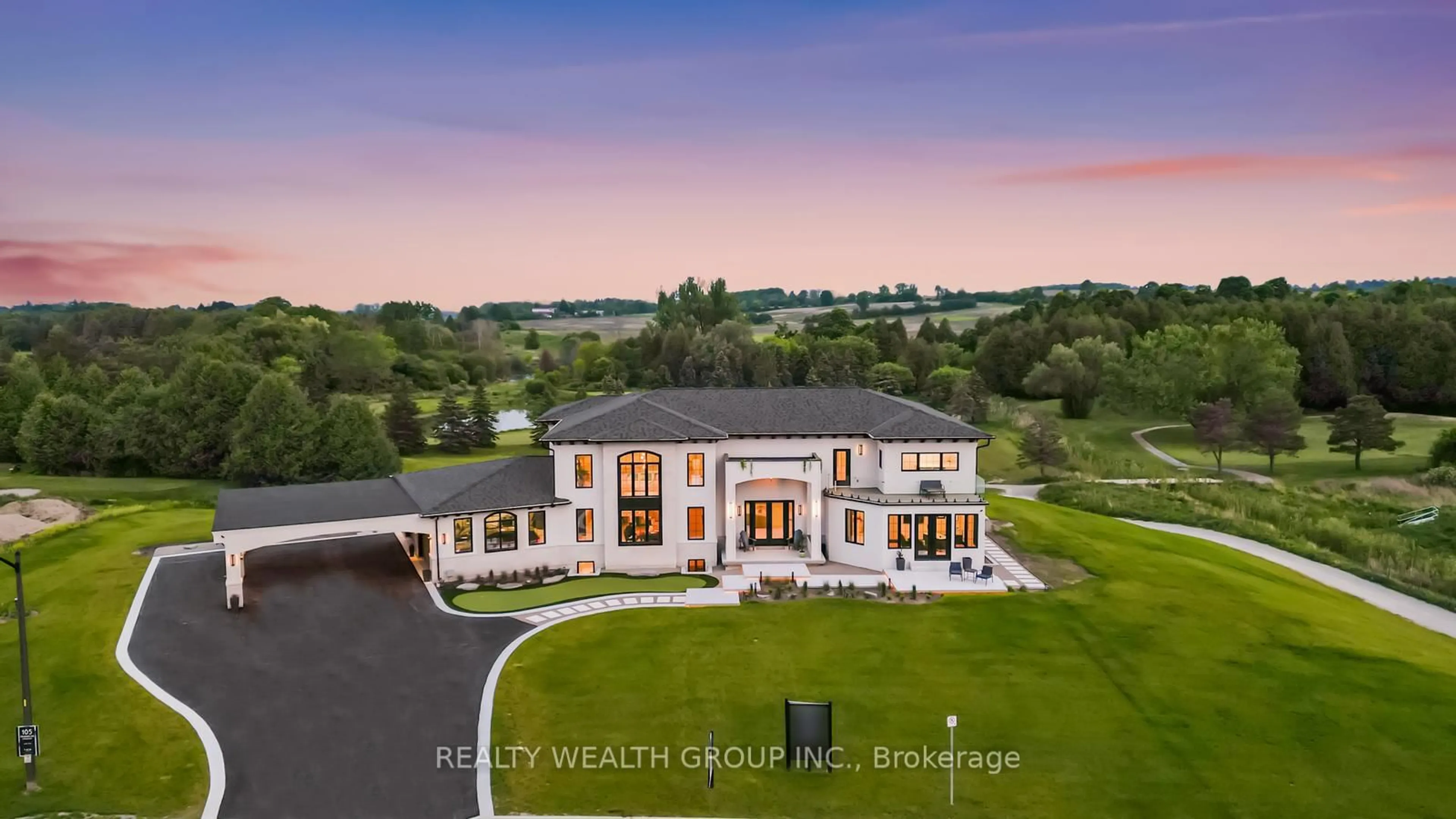 A pic from outside/outdoor area/front of a property/back of a property/a pic from drone, water/lake/river/ocean view for 105 Franklin Cres, Whitby Ontario L0B 1A0