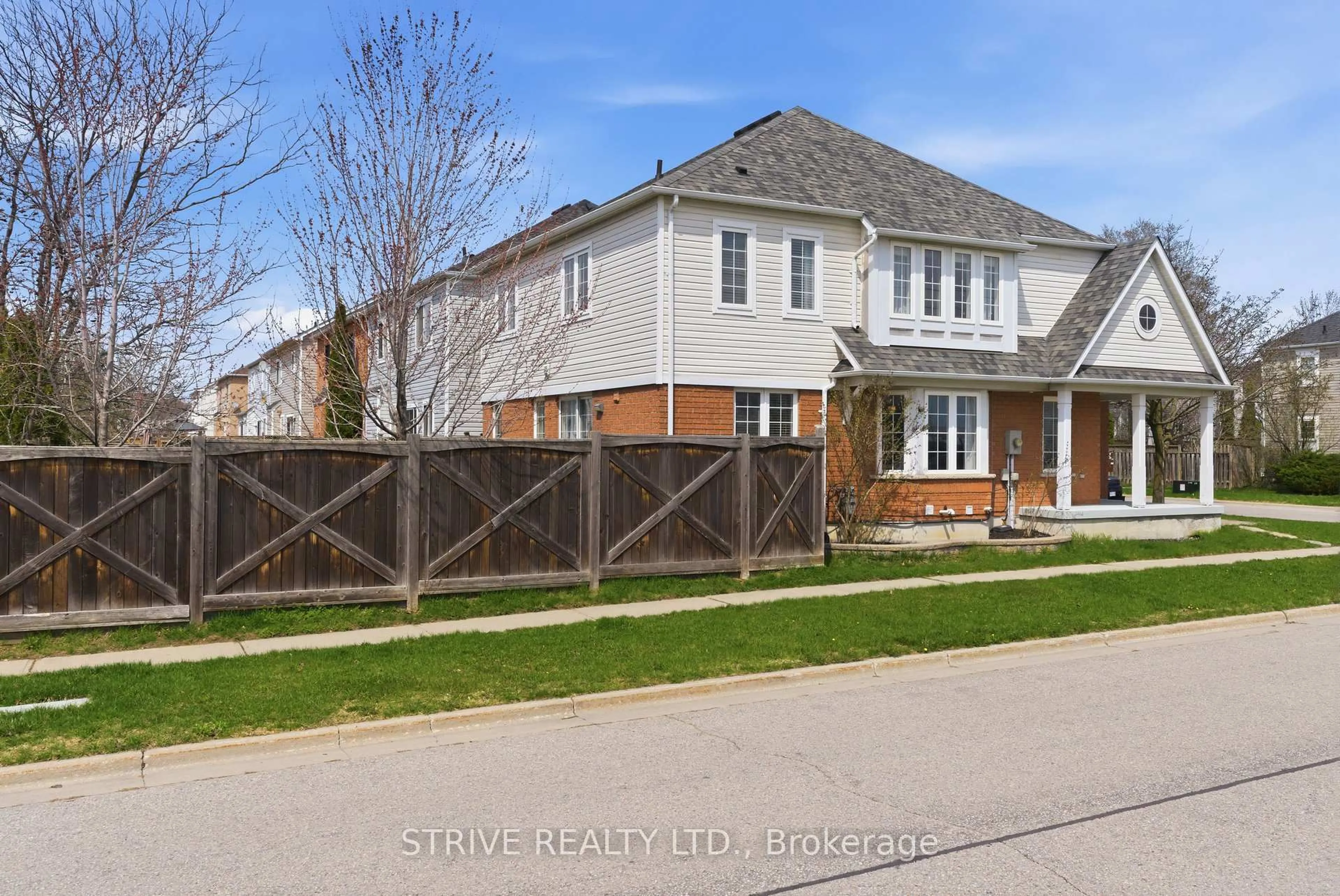 Home with brick exterior material, street for 1360 Dumont St, Oshawa Ontario L1K 2V3