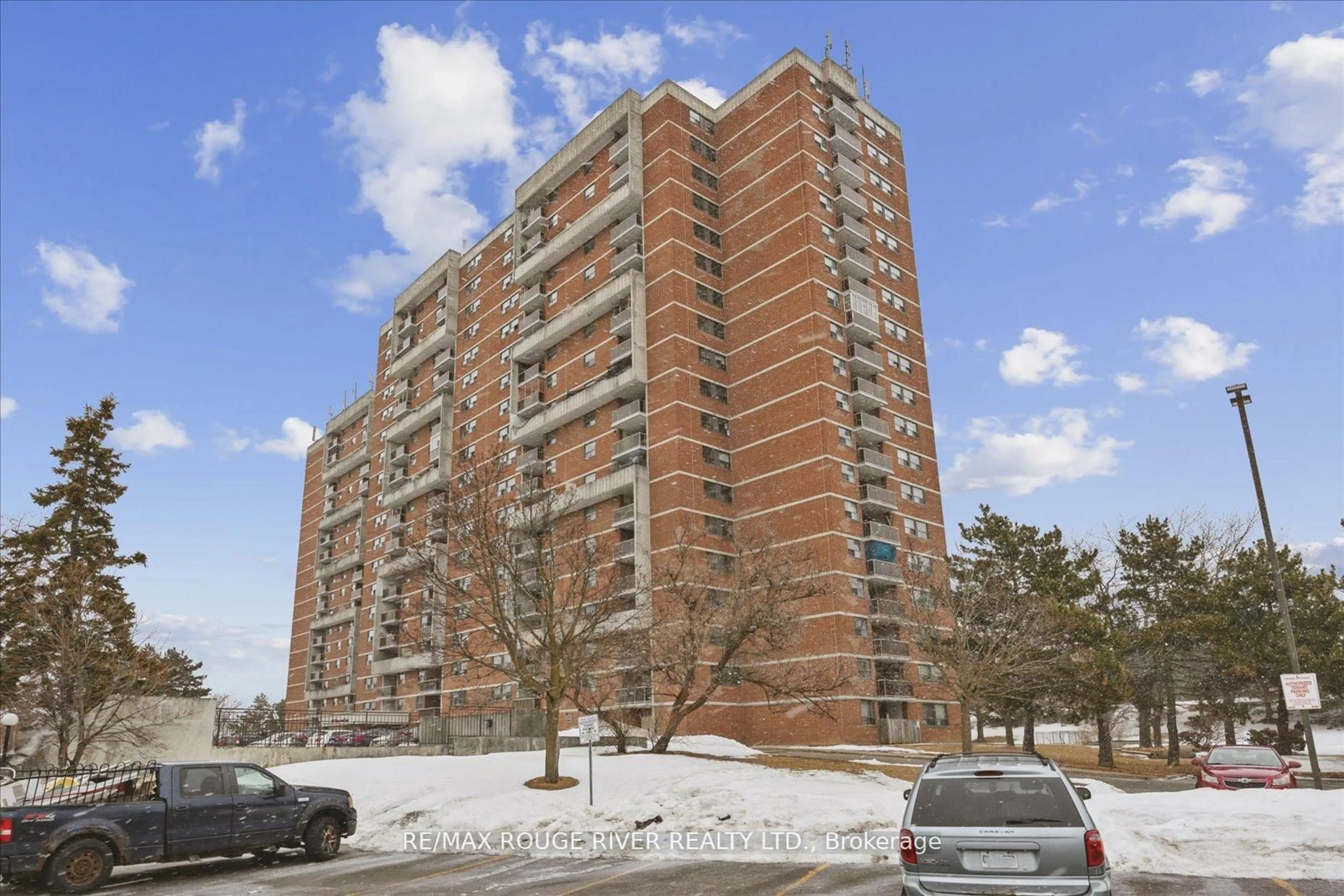 Unknown for 100 Wingarden Crt #1504, Toronto Ontario M1B 2P4