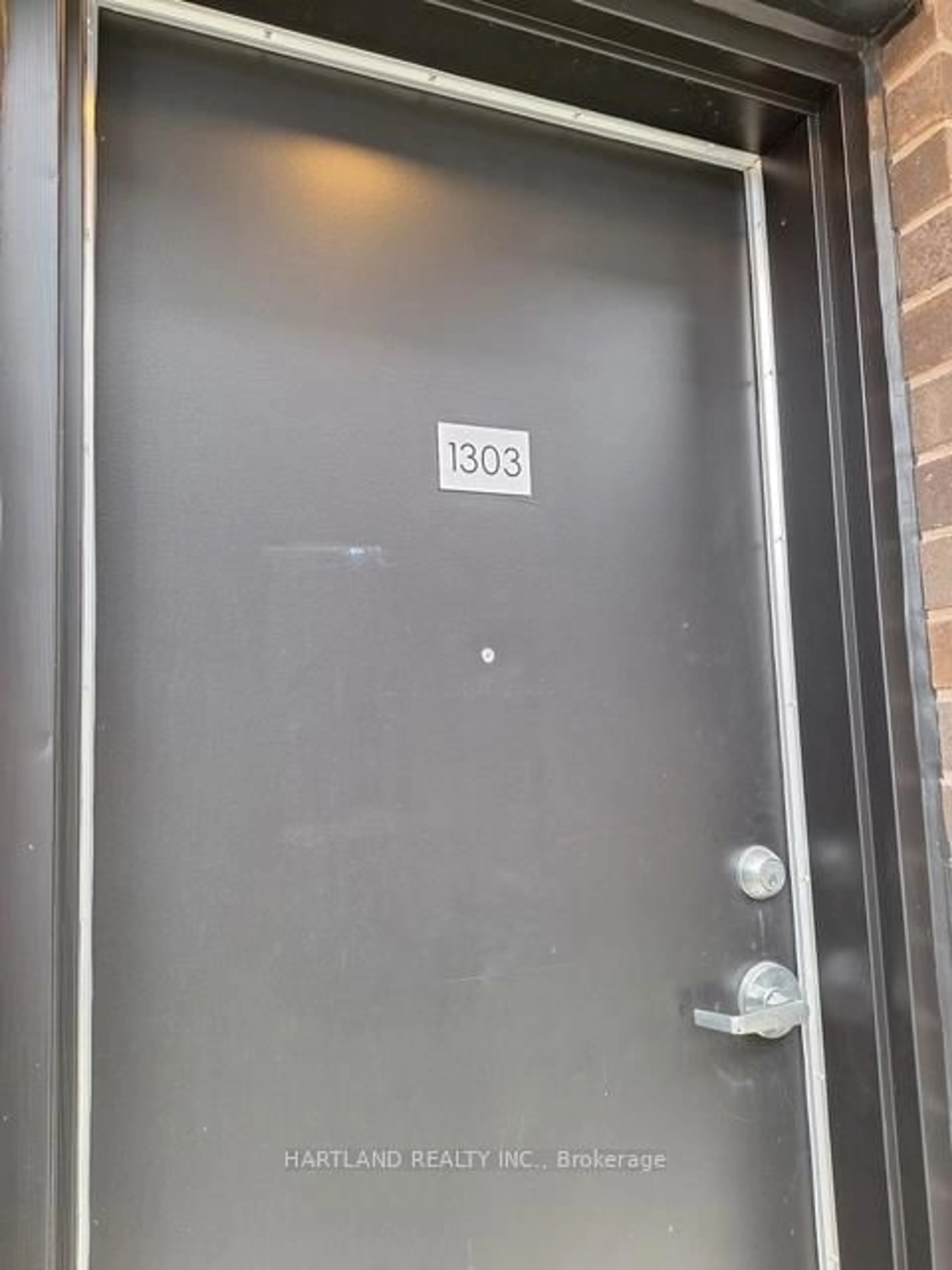 Unknown for 1695 Dersan St #1303, Pickering Ontario L1X 0S9