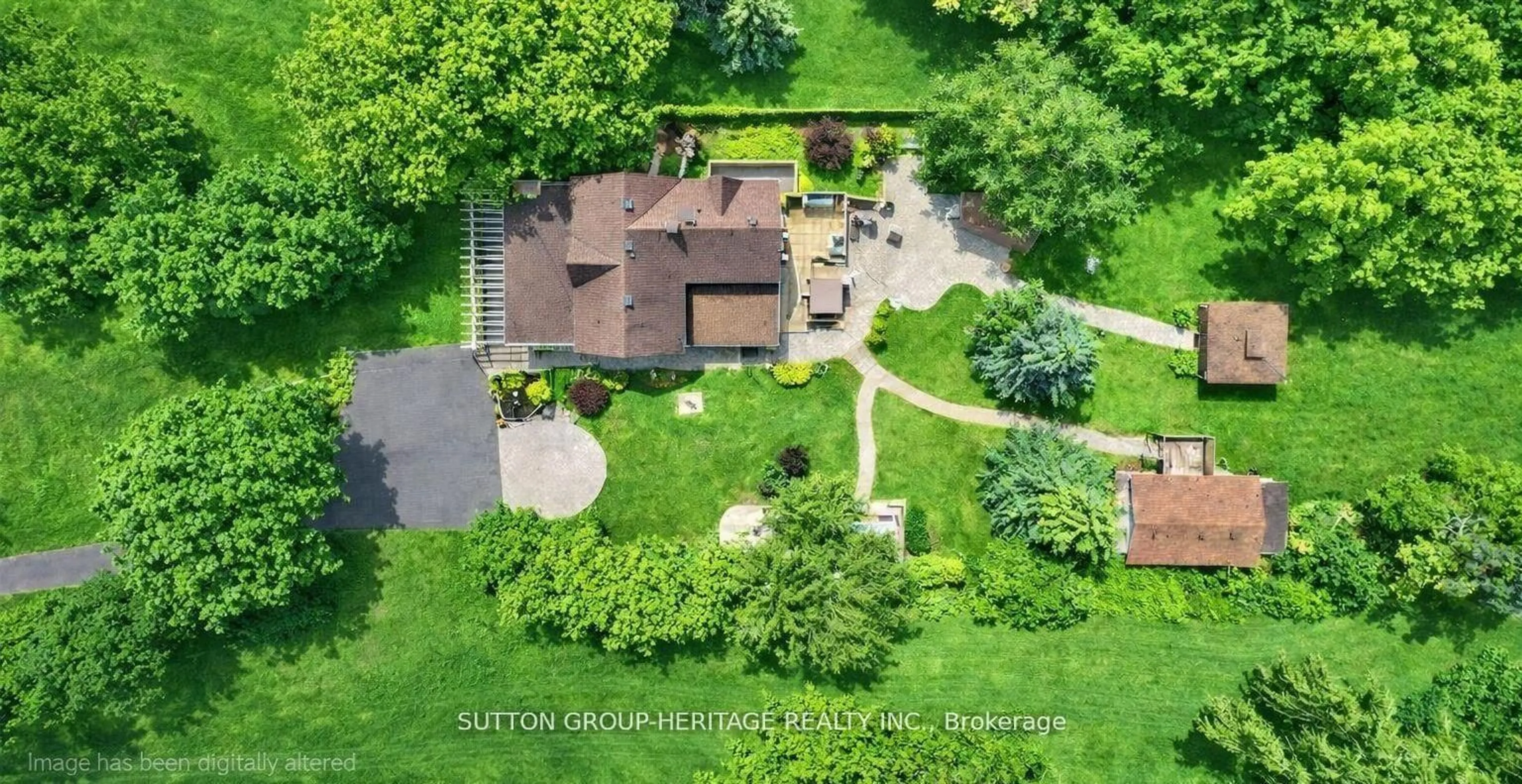 A pic from outside/outdoor area/front of a property/back of a property/a pic from drone, street for 2460 Sixth Concession Rd, Pickering Ontario L0H 1H0