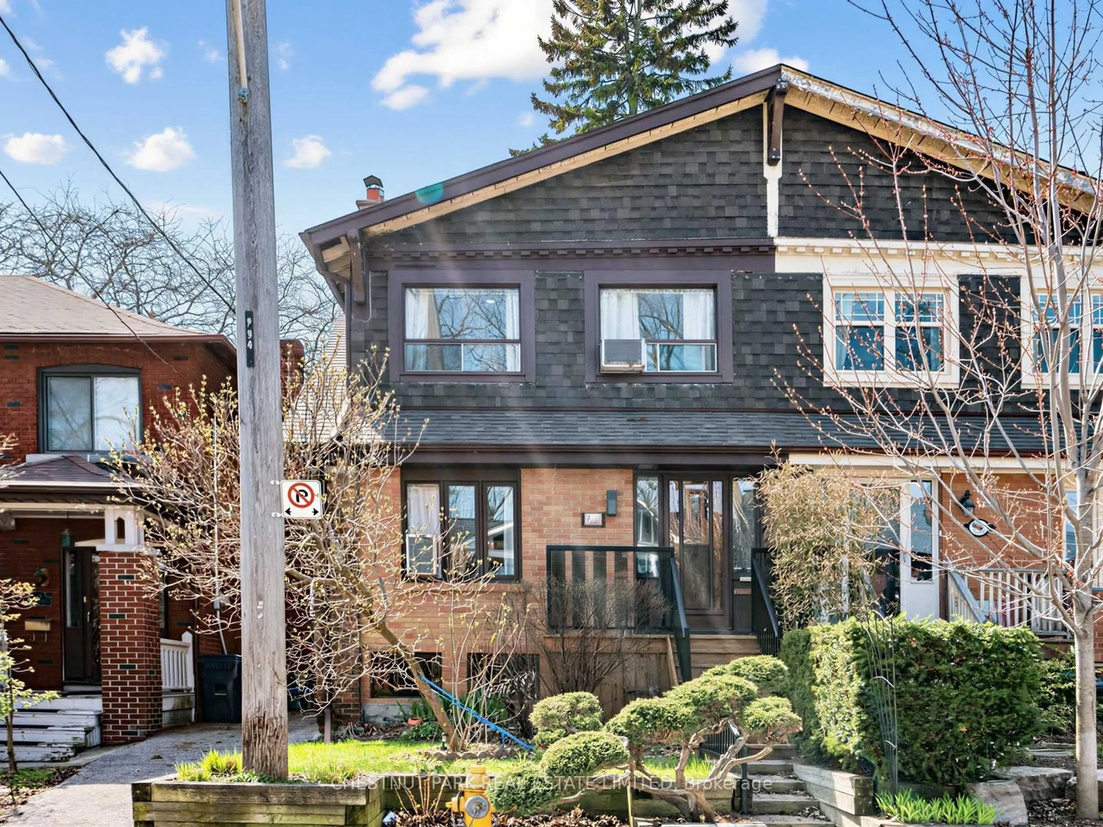 Home with brick exterior material, street for 92 Scarboro Beach Blvd, Toronto Ontario M4E 2X1