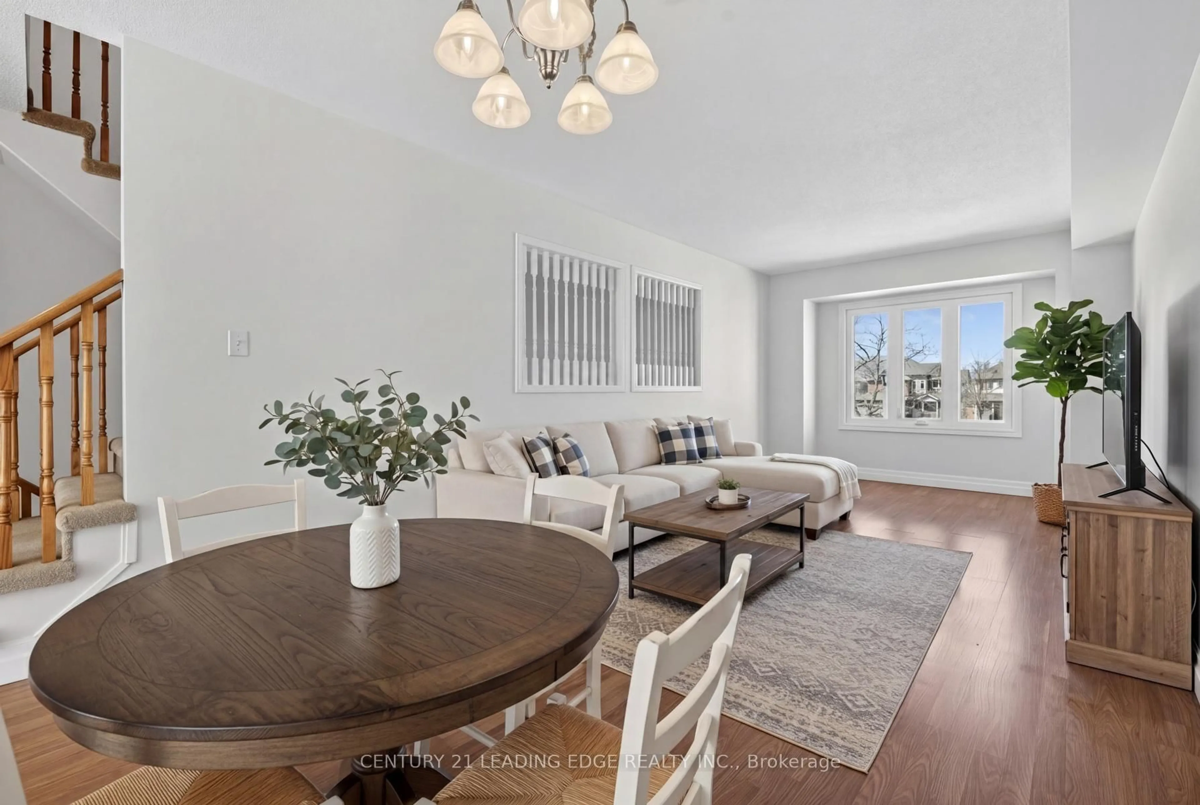 Living room with furniture, unknown for 51 Alexis Way, Whitby Ontario L1R 2N9