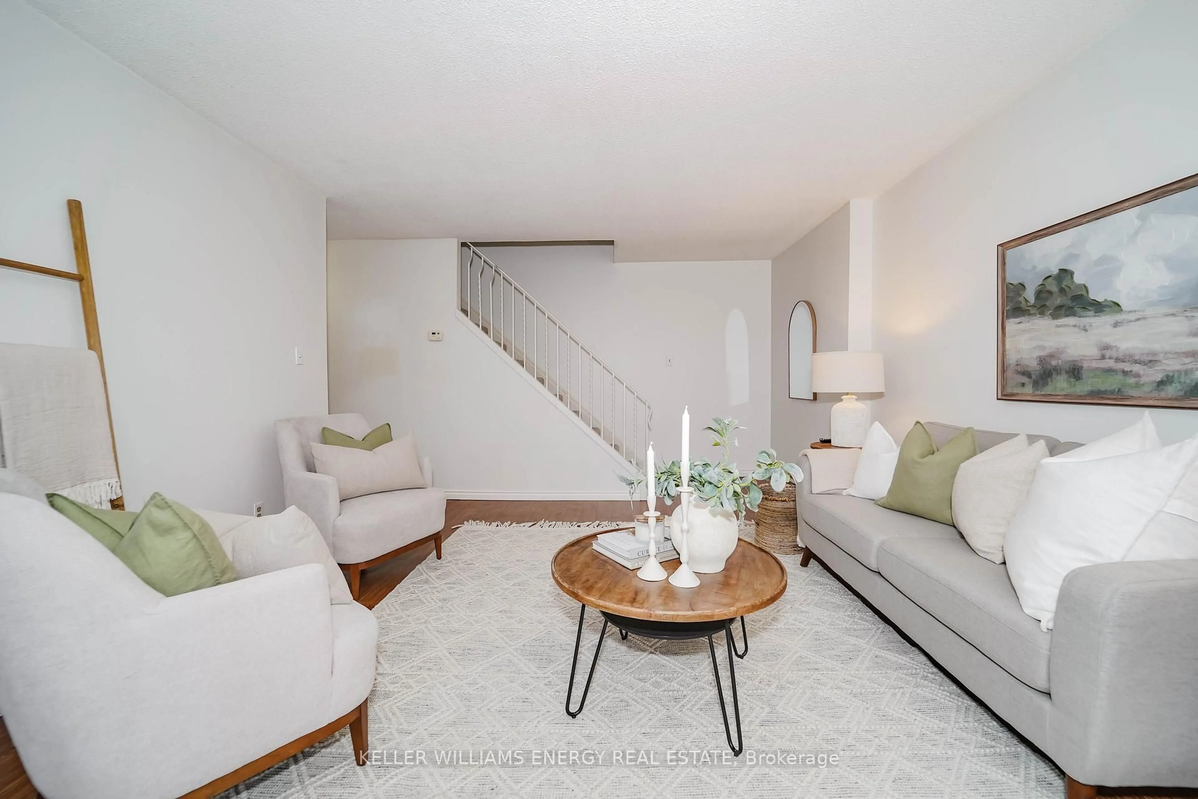 Living room with furniture, unknown for 1333 Mary St #39, Oshawa Ontario L1G 6Z3