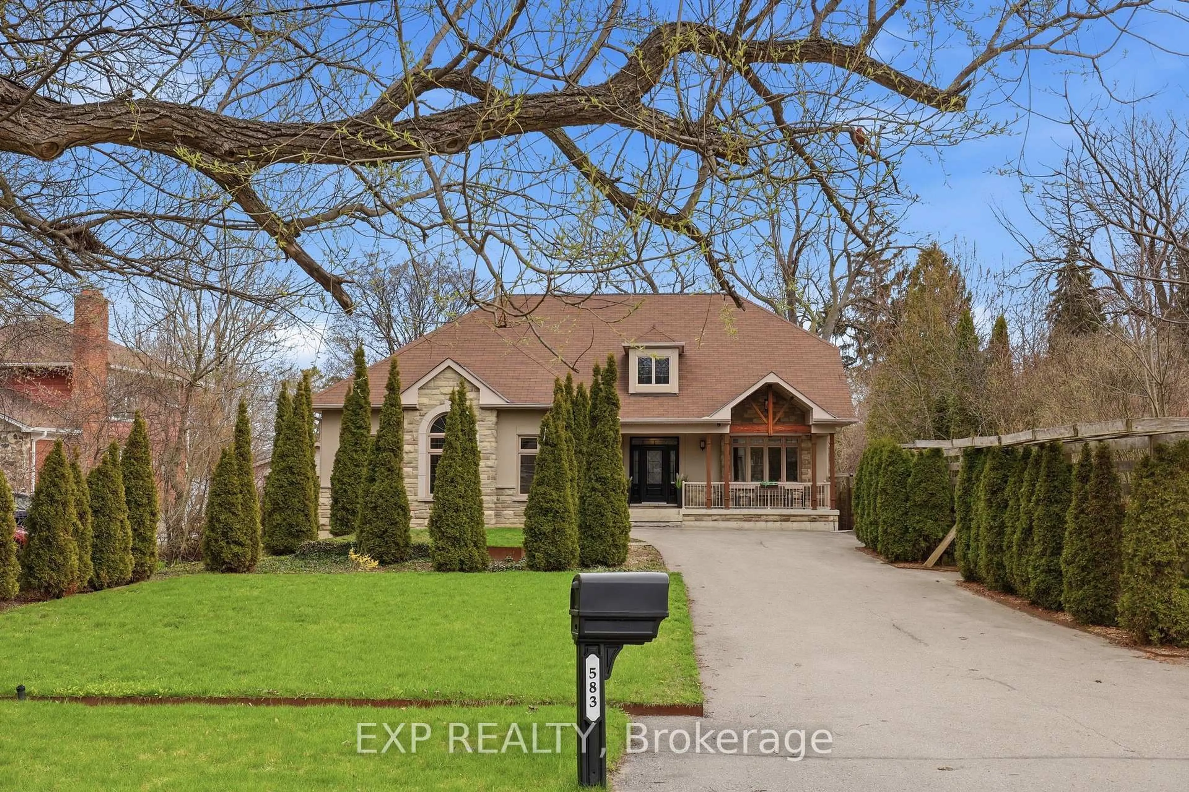 Unknown for 583 Park Cres, Pickering Ontario L1W 2E1