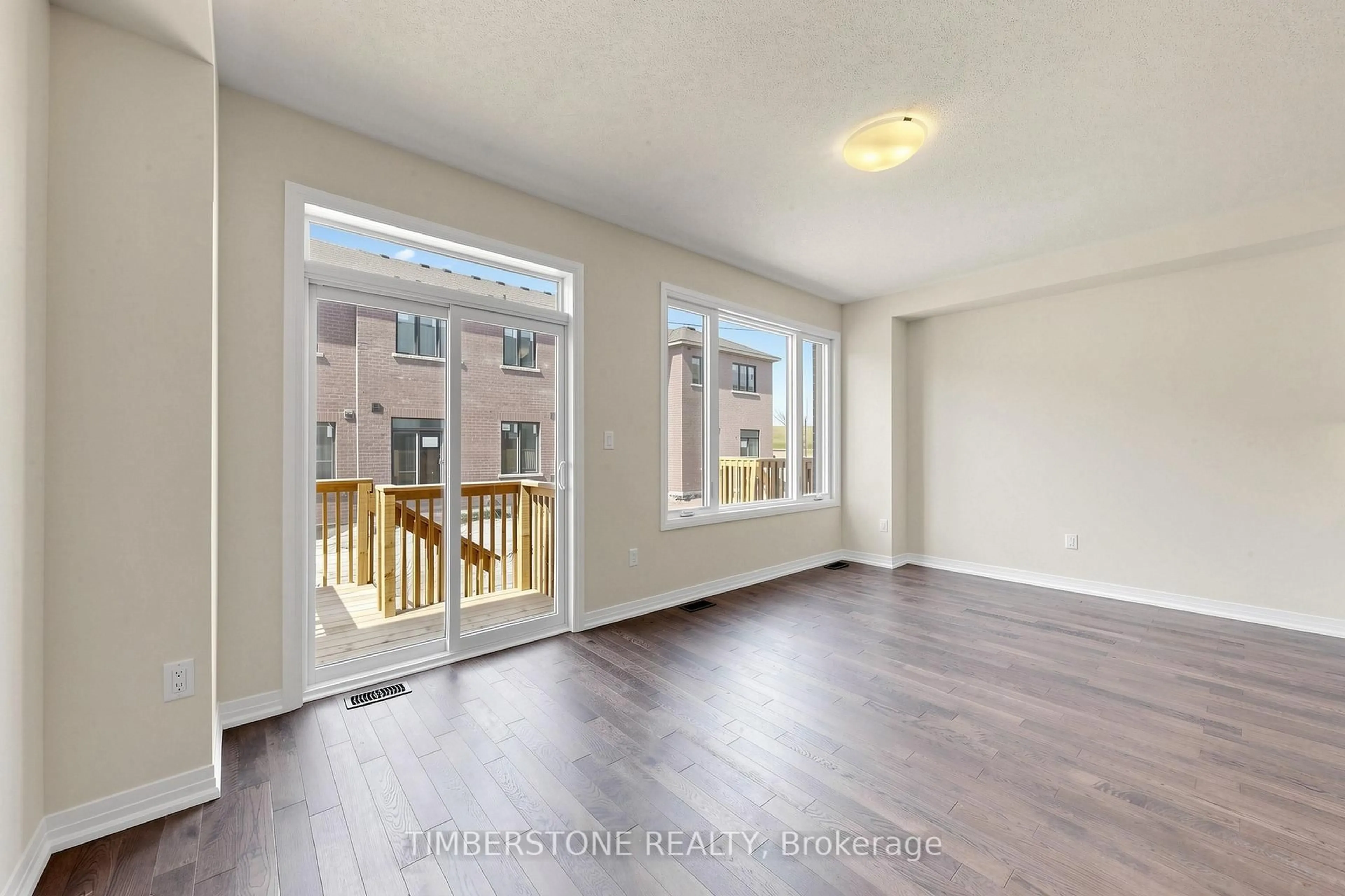 A pic of a room for 3316 Sandalwood Rd, Pickering Ontario L1X 0J2