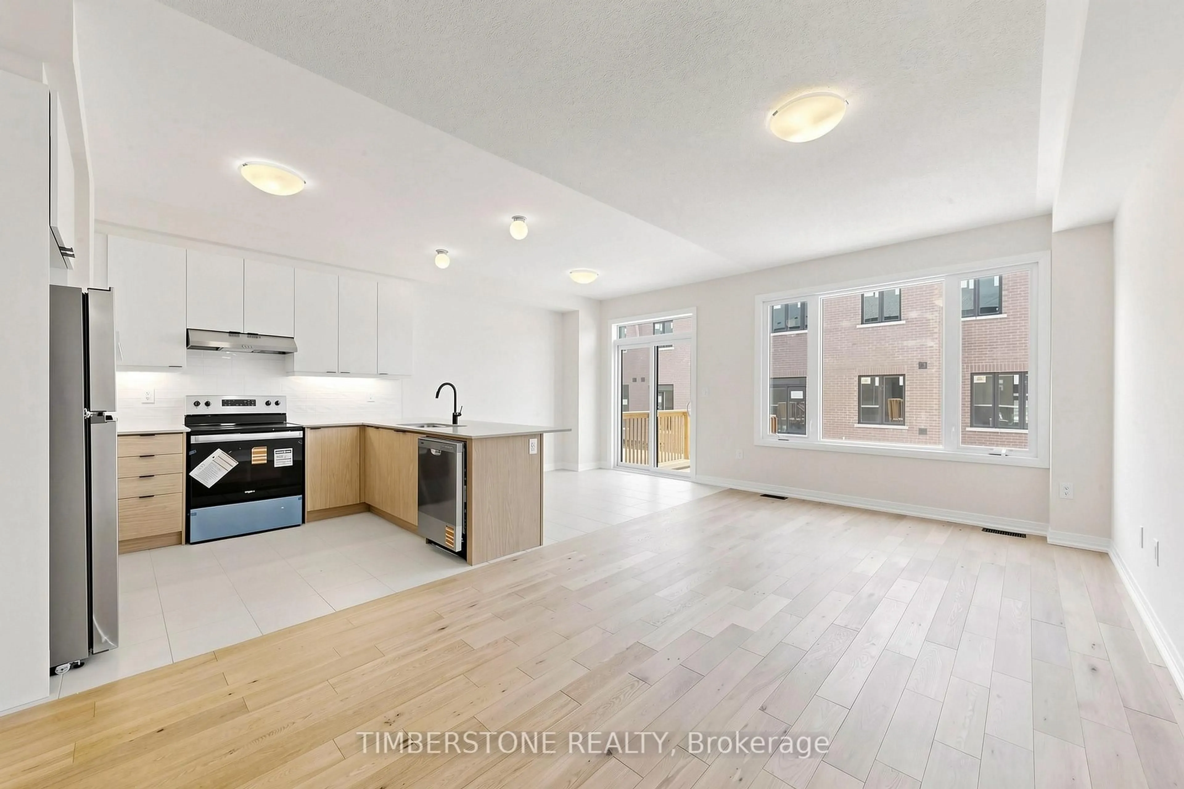 Open concept kitchen, unknown for 3318 Sandalwood Rd, Pickering Ontario L1X 0J2