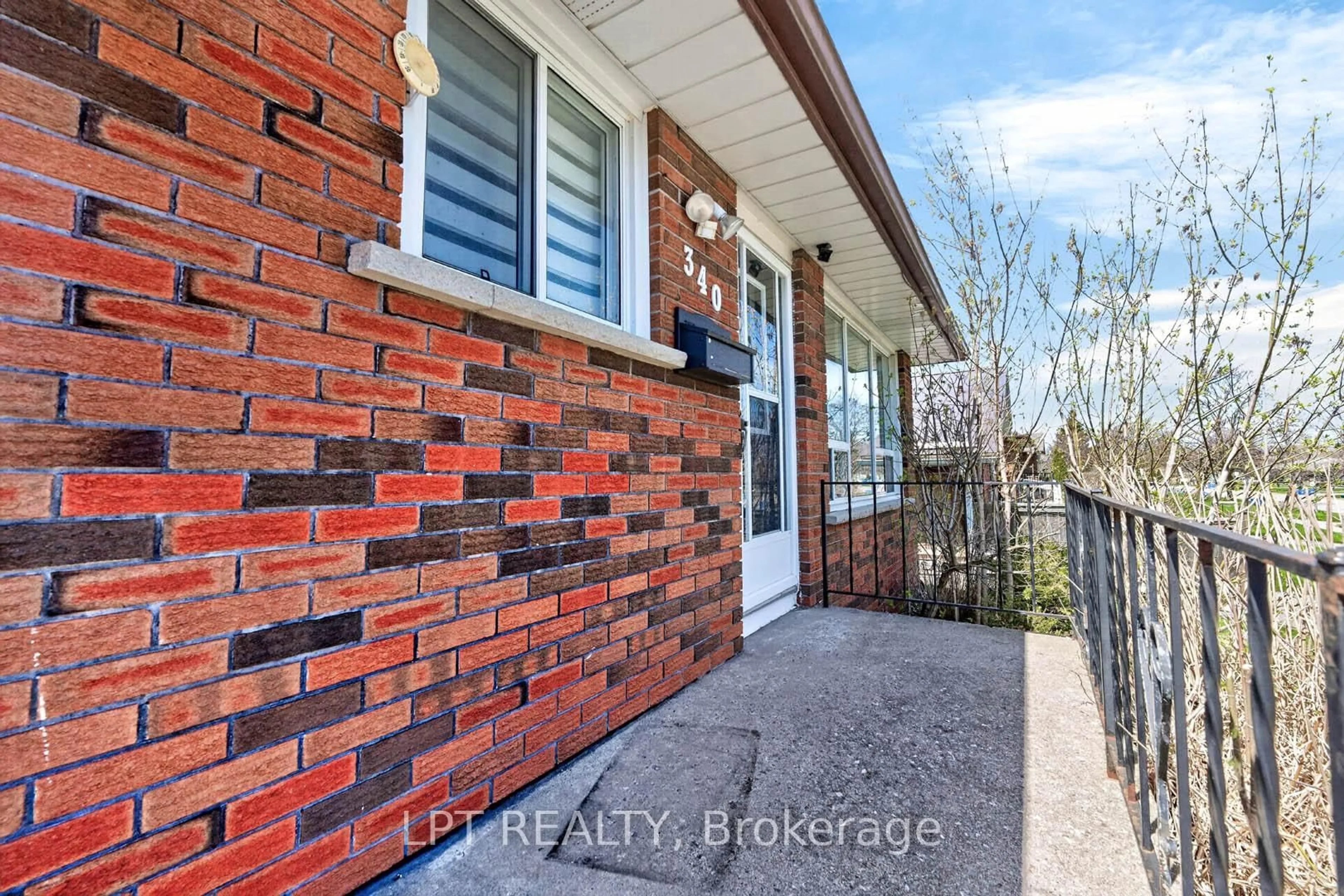 Home with brick exterior material, street for 340 Fairlawn St, Oshawa Ontario L1J 4R3