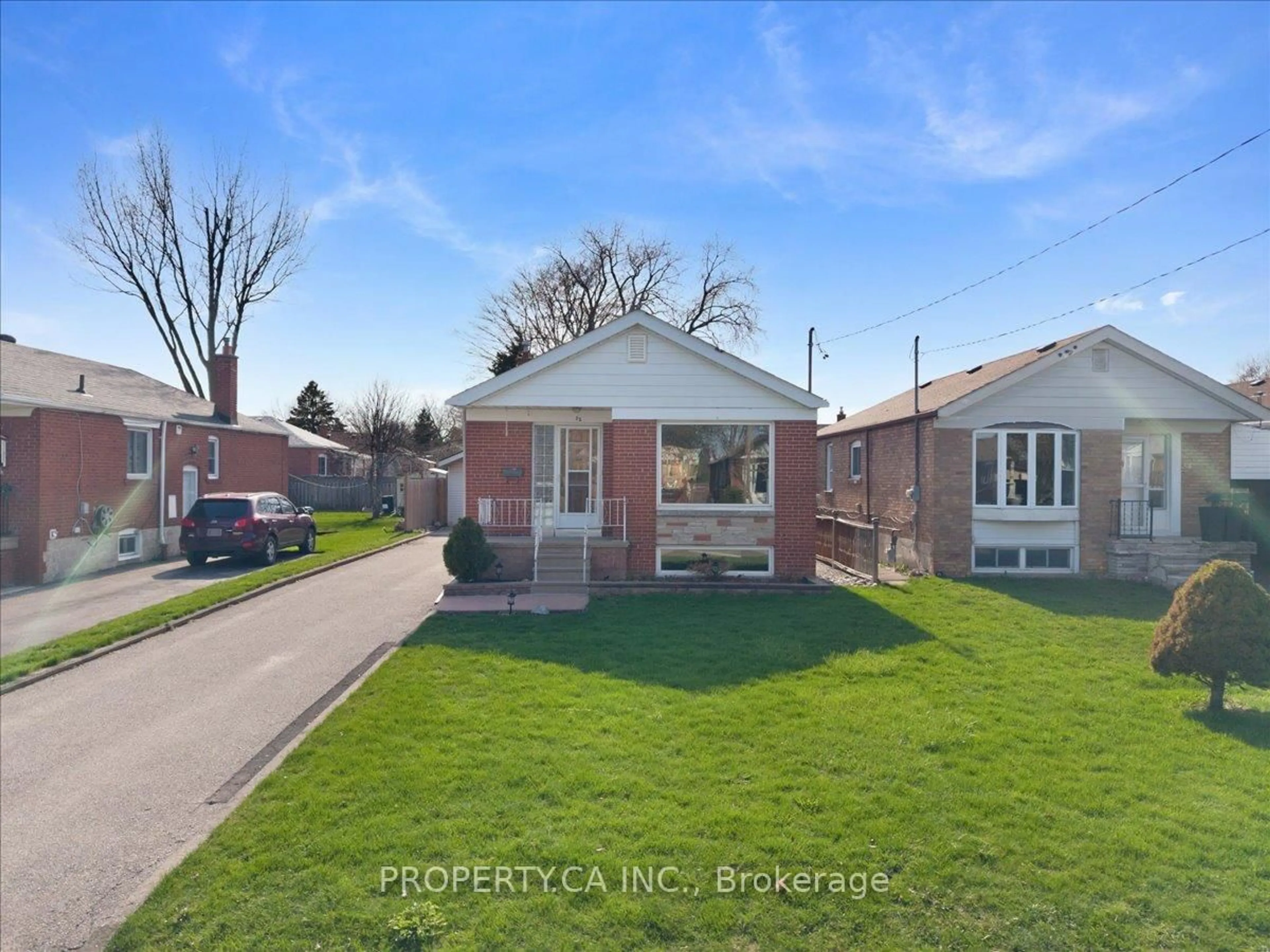 Home with brick exterior material, street for 32 Frey Cres, Toronto Ontario M1R 2C6