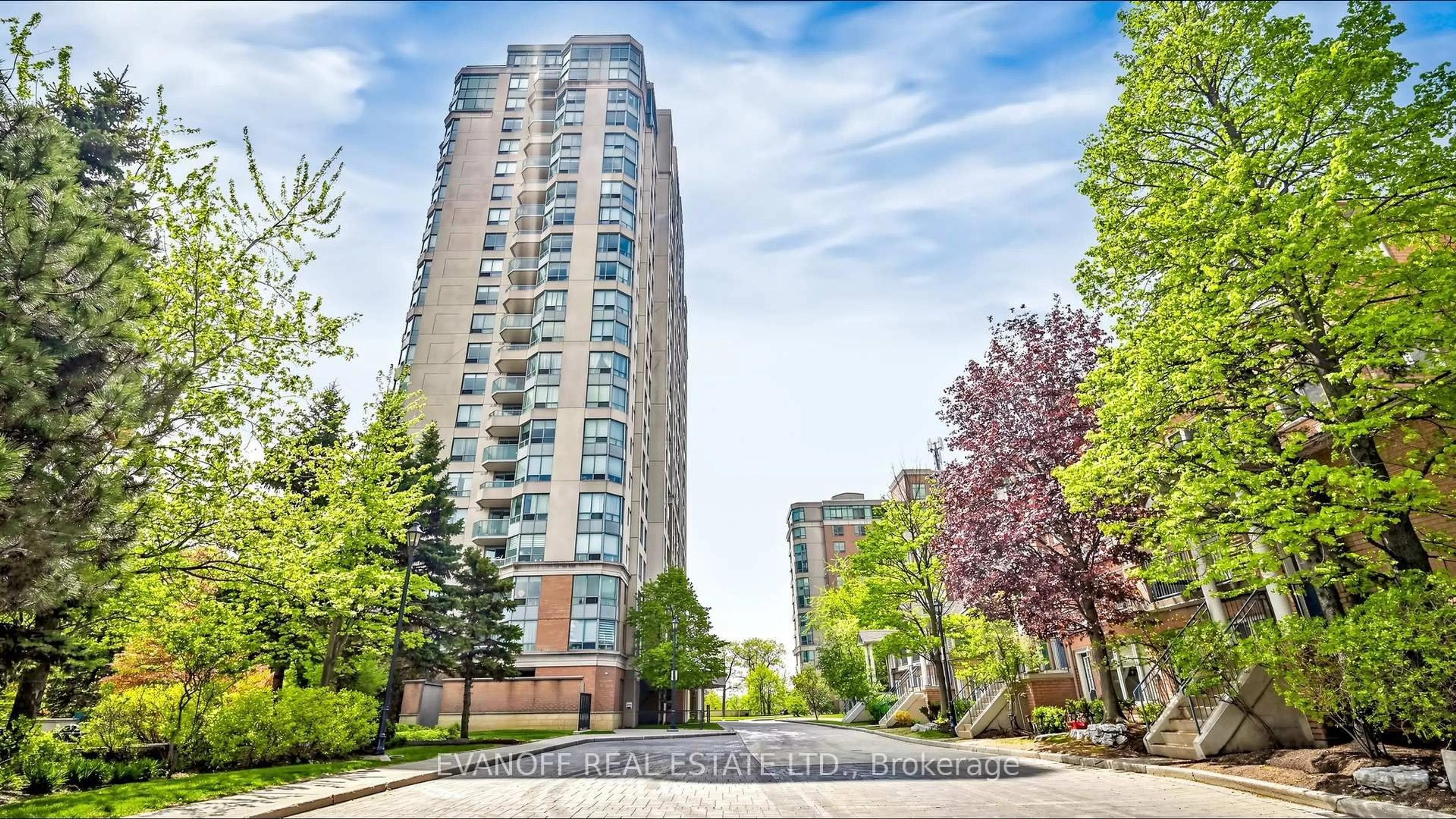 Unknown for 125 Omni Dr #736, Toronto Ontario M1P 5A9