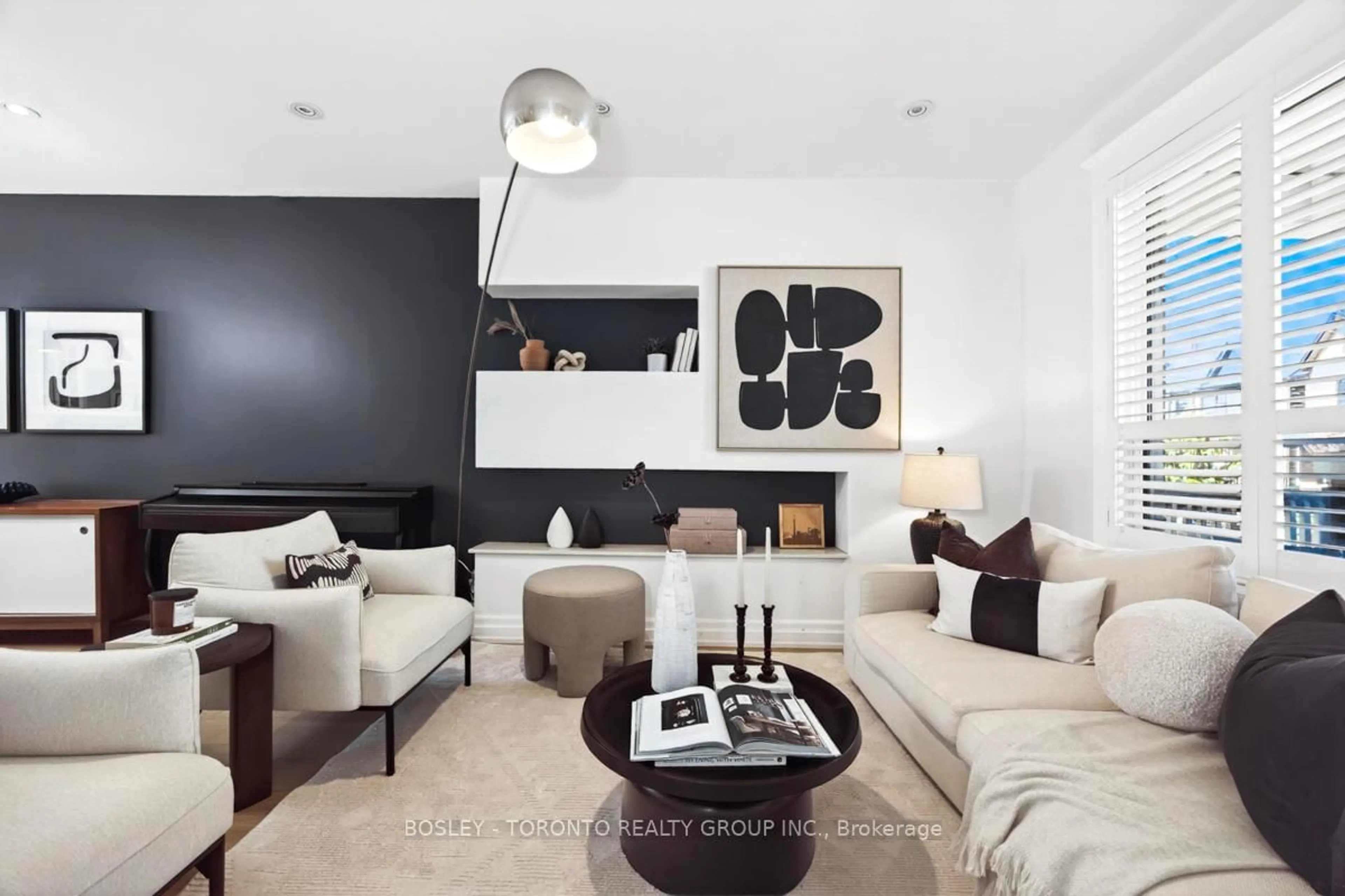 Living room with furniture, unknown for 148 Heward Ave, Toronto Ontario M4M 2T7