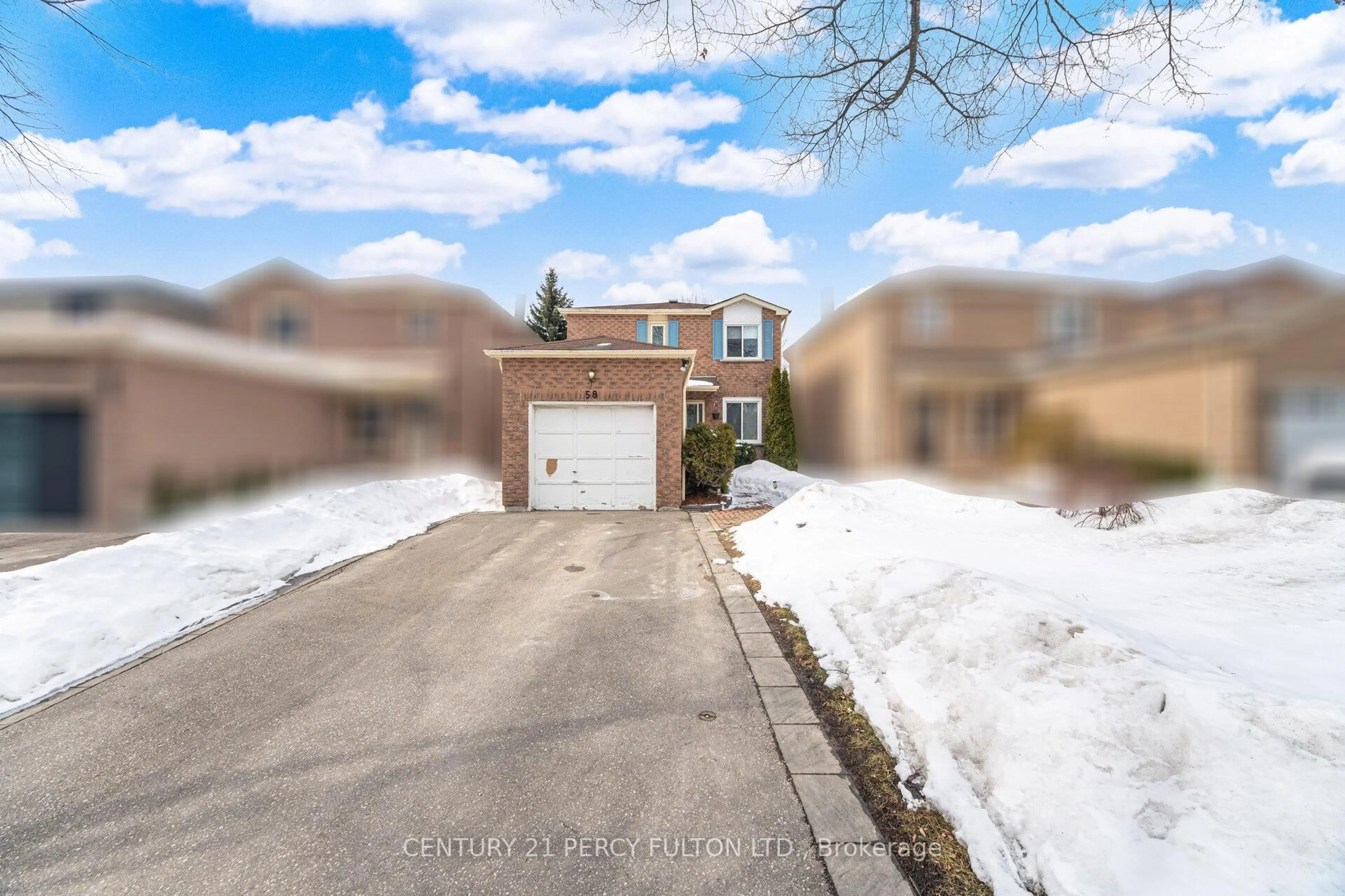 A pic from outside/outdoor area/front of a property/back of a property/a pic from drone, street for 58 Marshall Cres, Ajax Ontario L1T 2N9