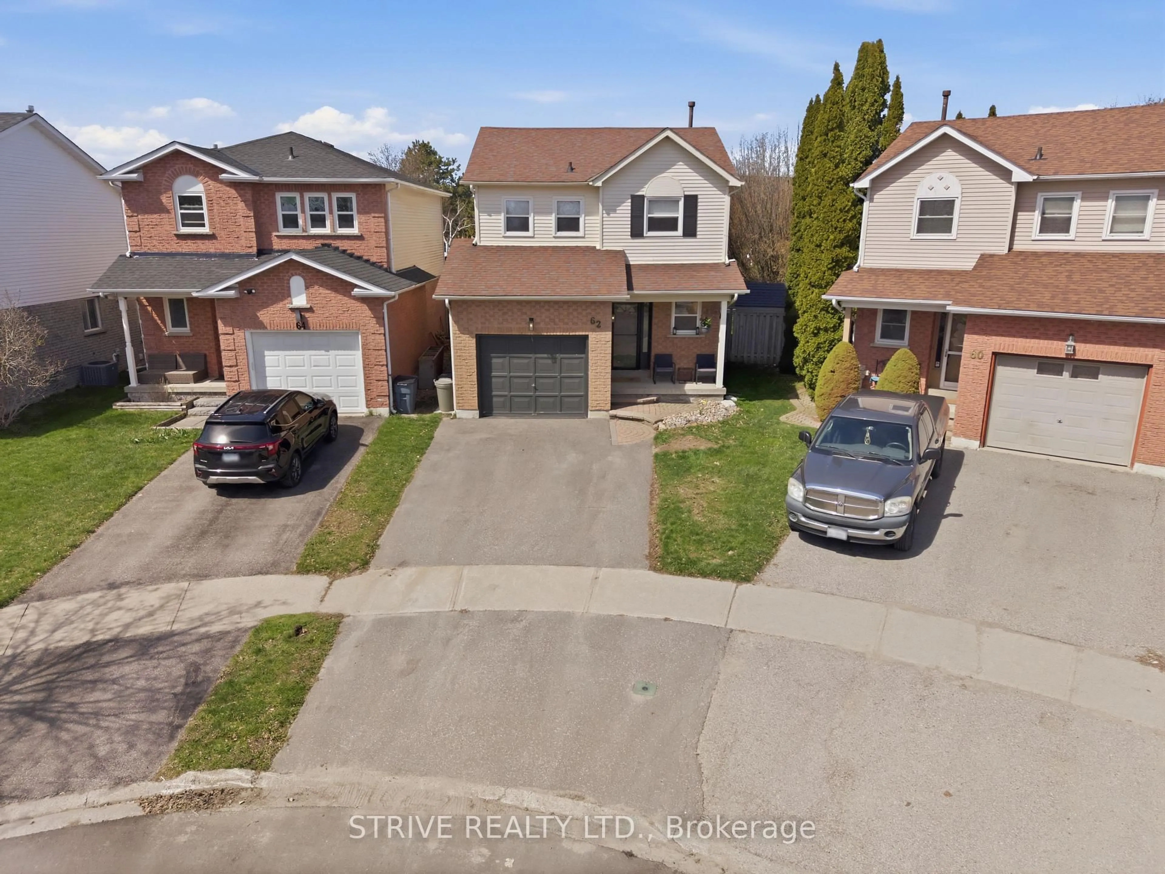 A pic from outside/outdoor area/front of a property/back of a property/a pic from drone, street for 62 Windham Cres, Clarington Ontario L1E 1Y3