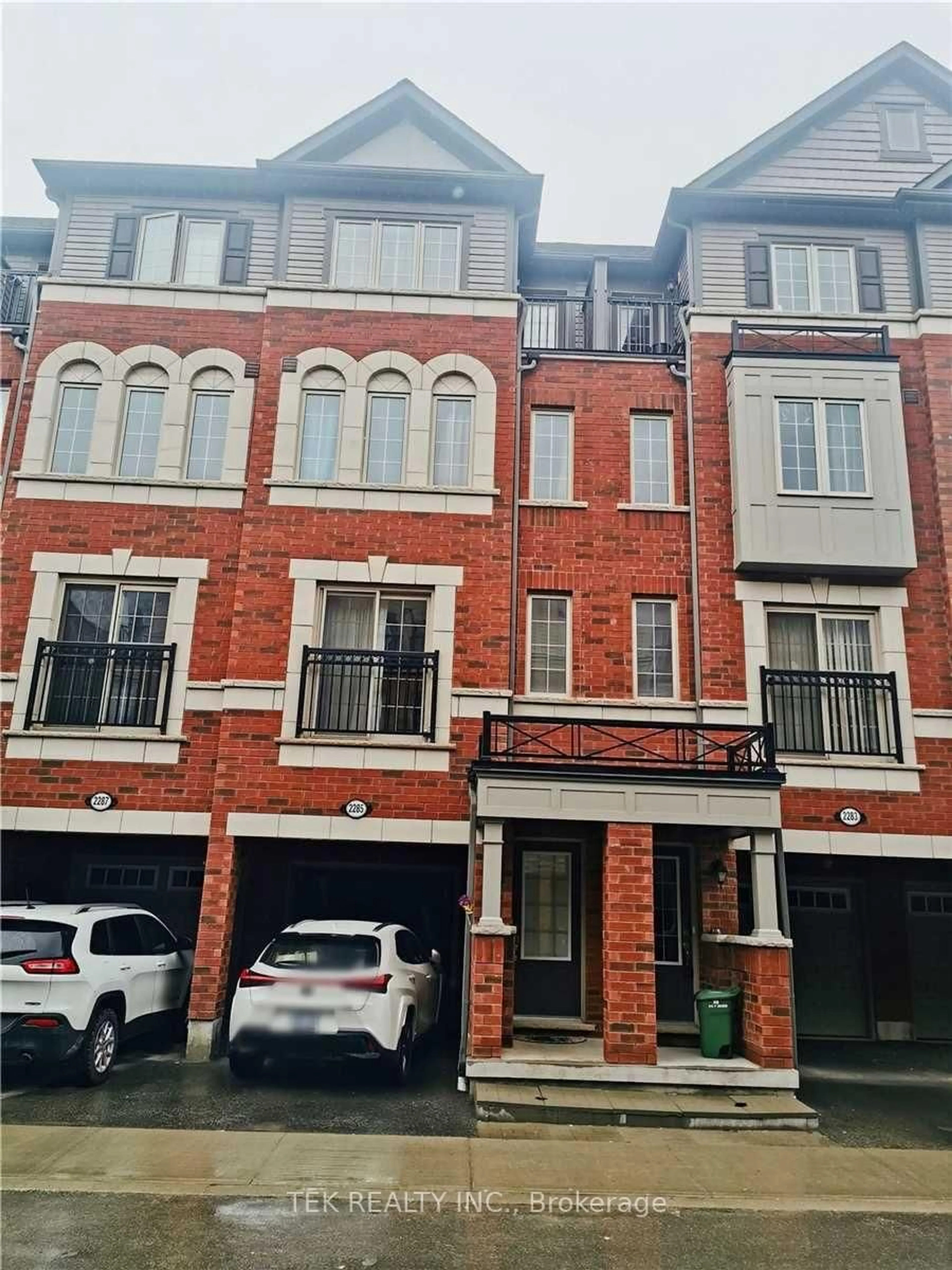 Home with brick exterior material, street for 2285 Chevron Prince Path #479, Oshawa Ontario L1L 0K8