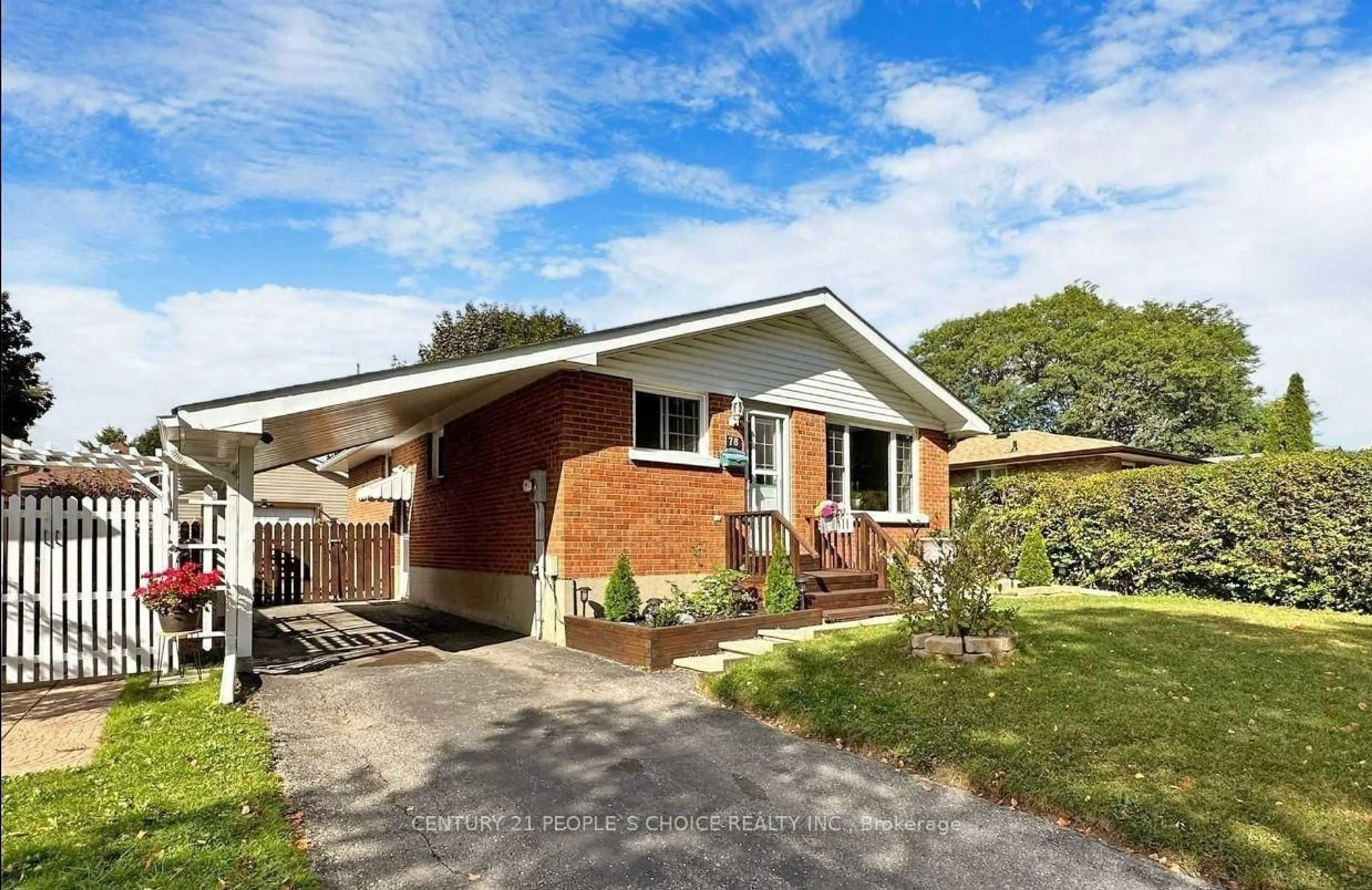 Home with brick exterior material, street for 78 Claymore Cres, Oshawa Ontario L1G 6G2