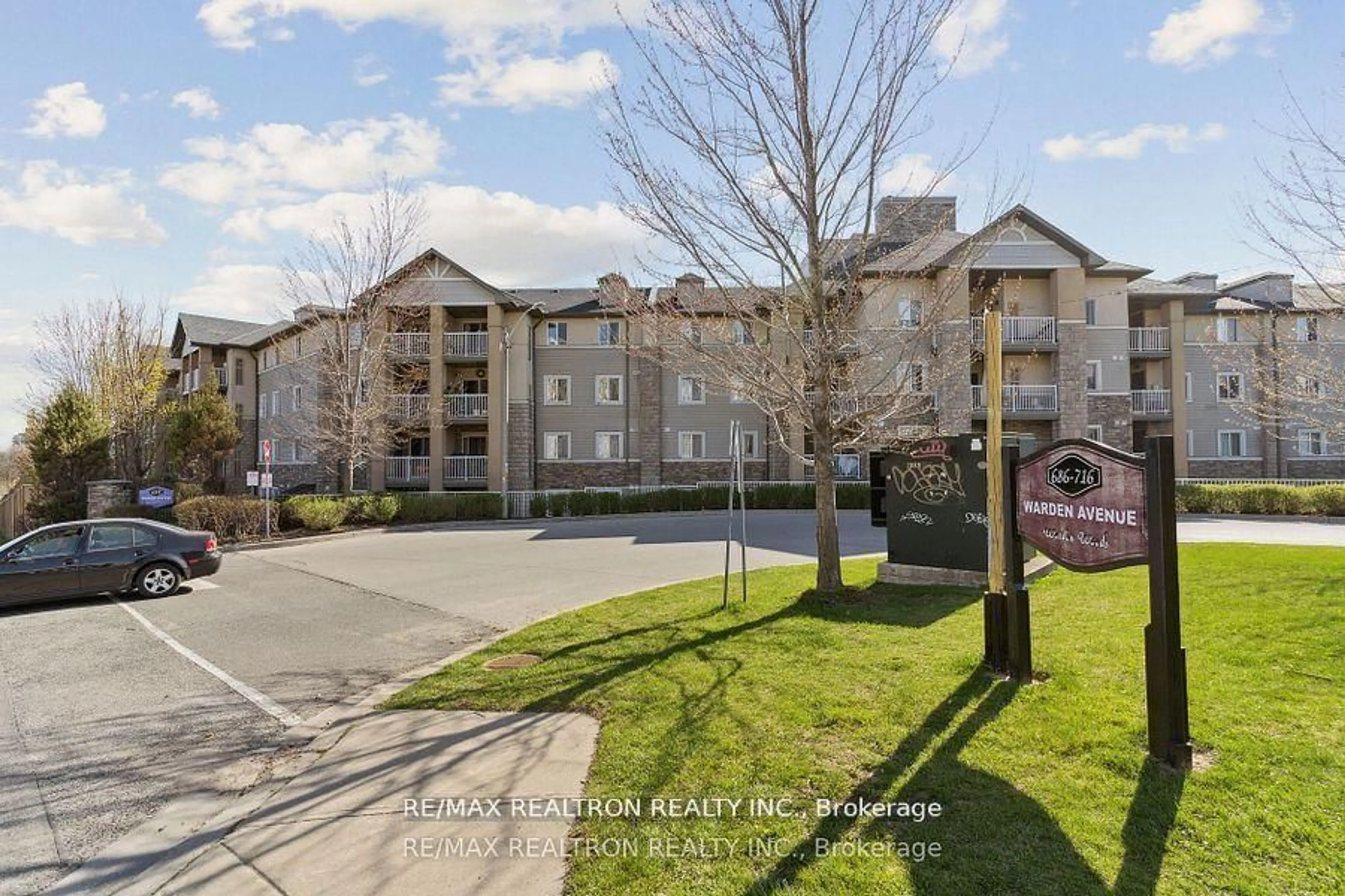 A pic from outside/outdoor area/front of a property/back of a property/a pic from drone, unknown for 684 Warden Ave #103, Toronto Ontario M1L 4W4