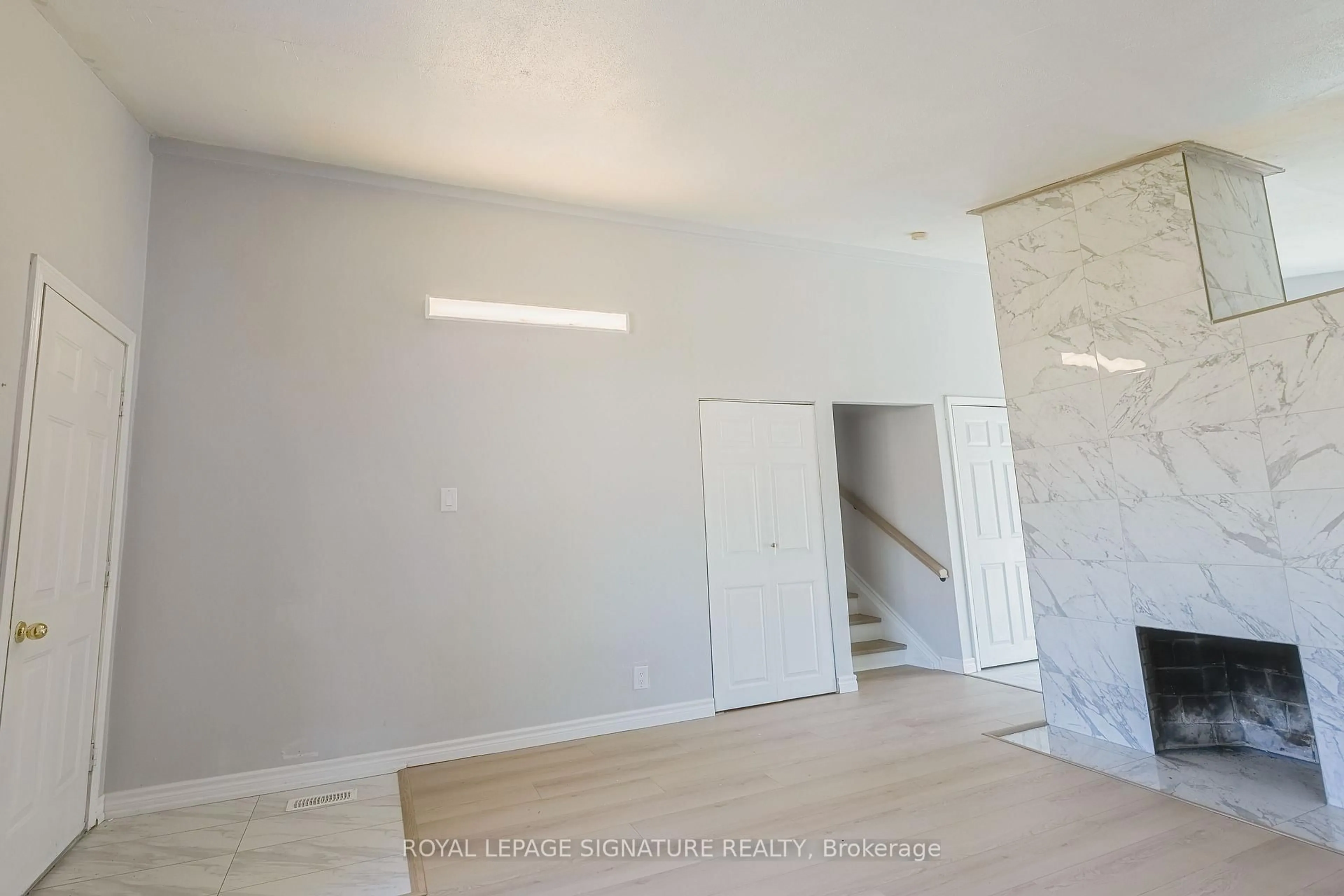 A pic of a room for 14 Benadair Crt, Toronto Ontario M1H 1K5