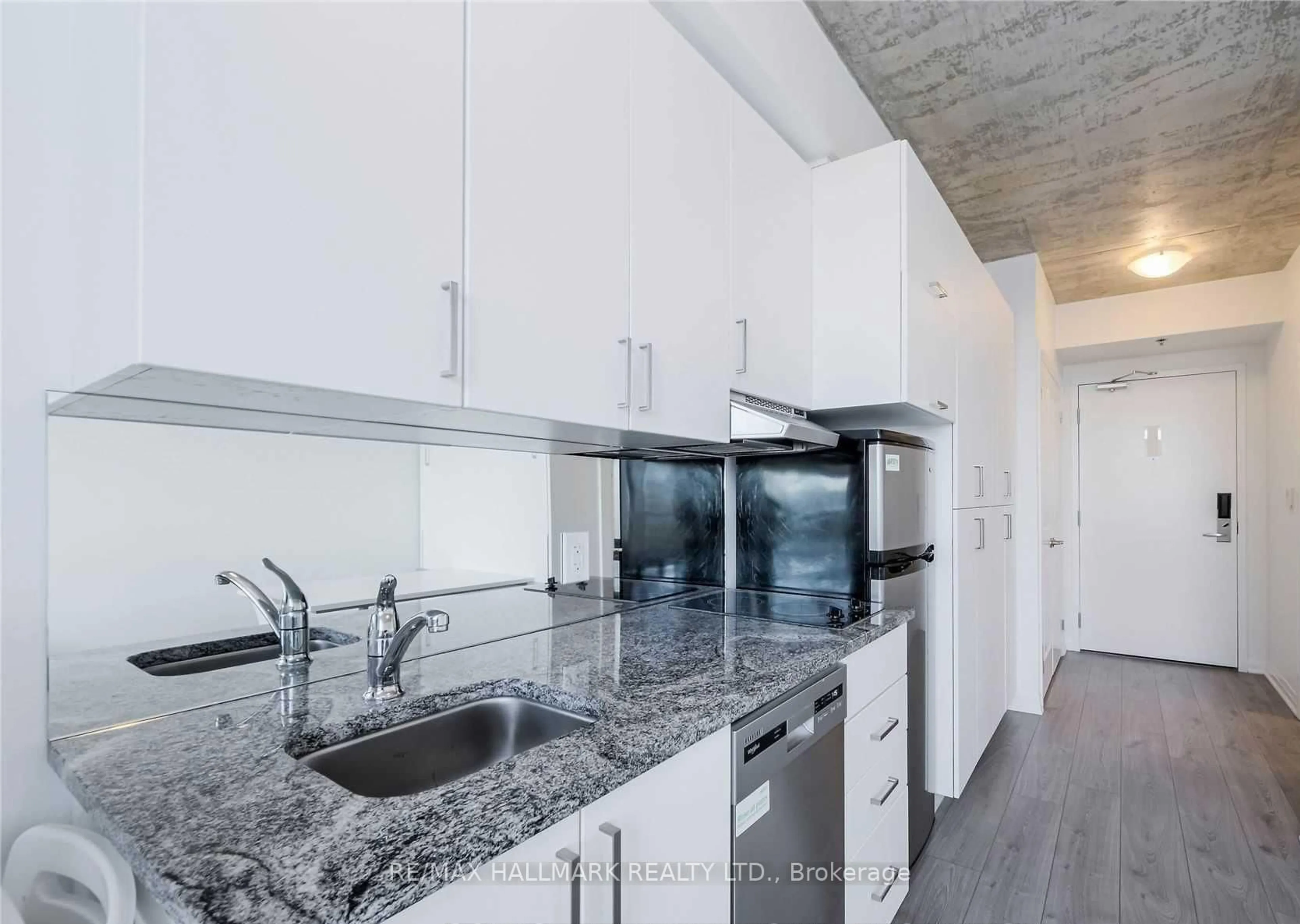 Standard kitchen, unknown for 1900 Simcoe St #436, Oshawa Ontario L6E 0M7