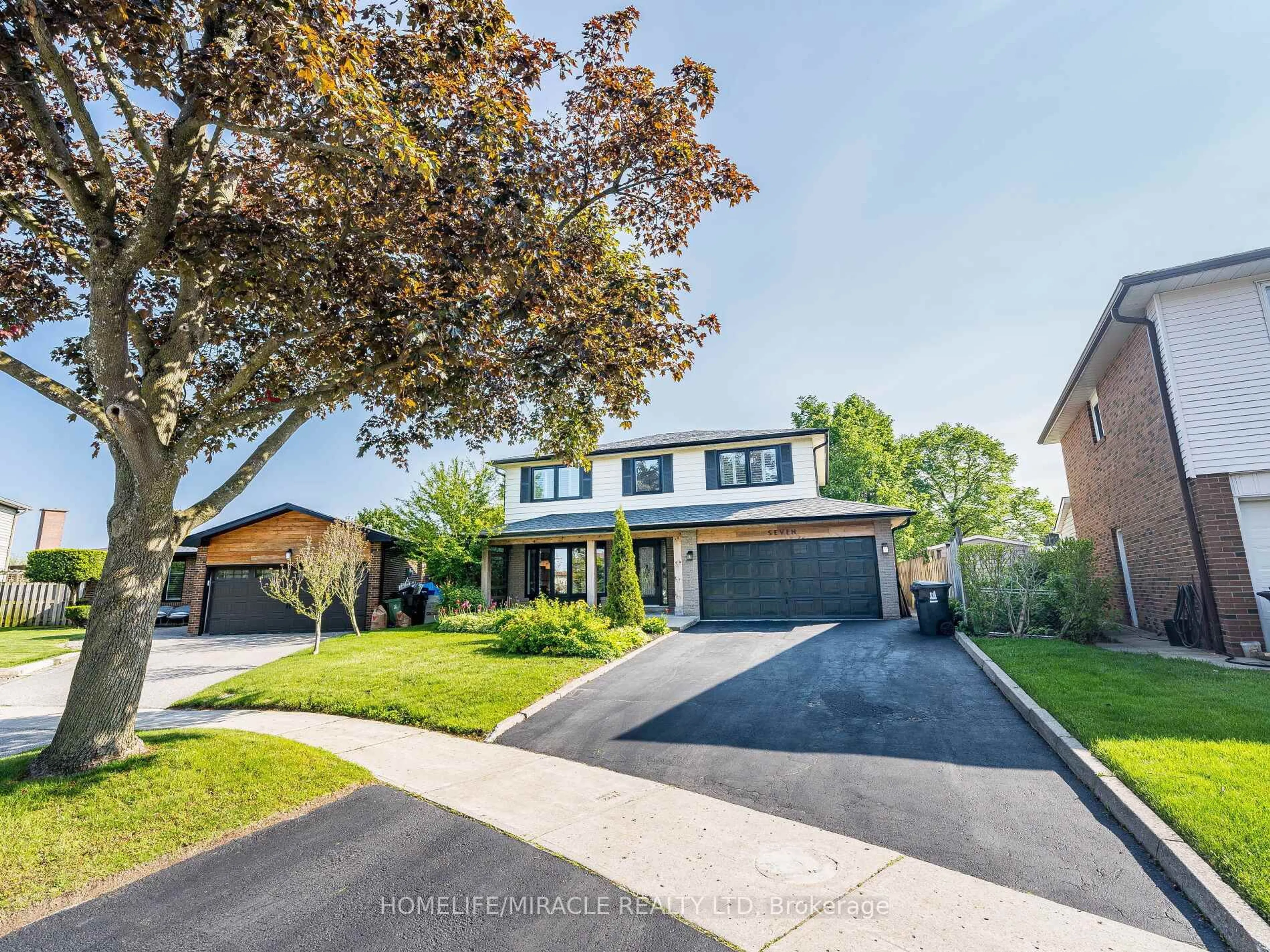 Unknown for 7 Chapais Cres, Toronto Ontario M1C 2C3